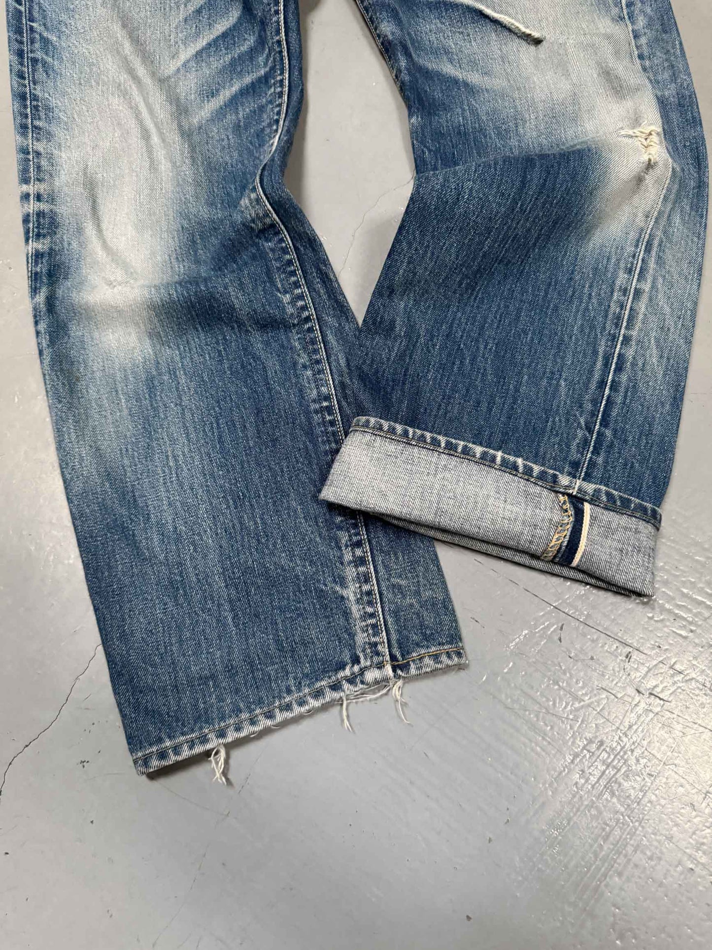 untilfaded-copper-king-distressed-jeans-2