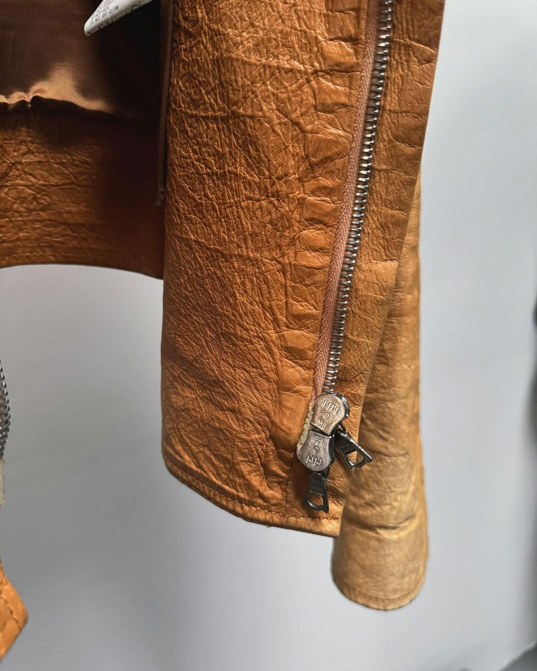 untilfaded-yohji-yamamoto-noir-leather-jacket-zipper