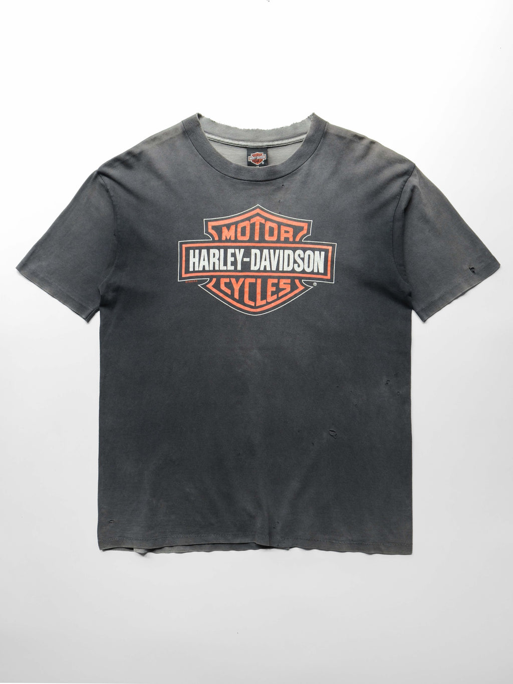 1990s HARLEY DAVIDSON BLACK FADED BAR & SHIELD T-SHIRT