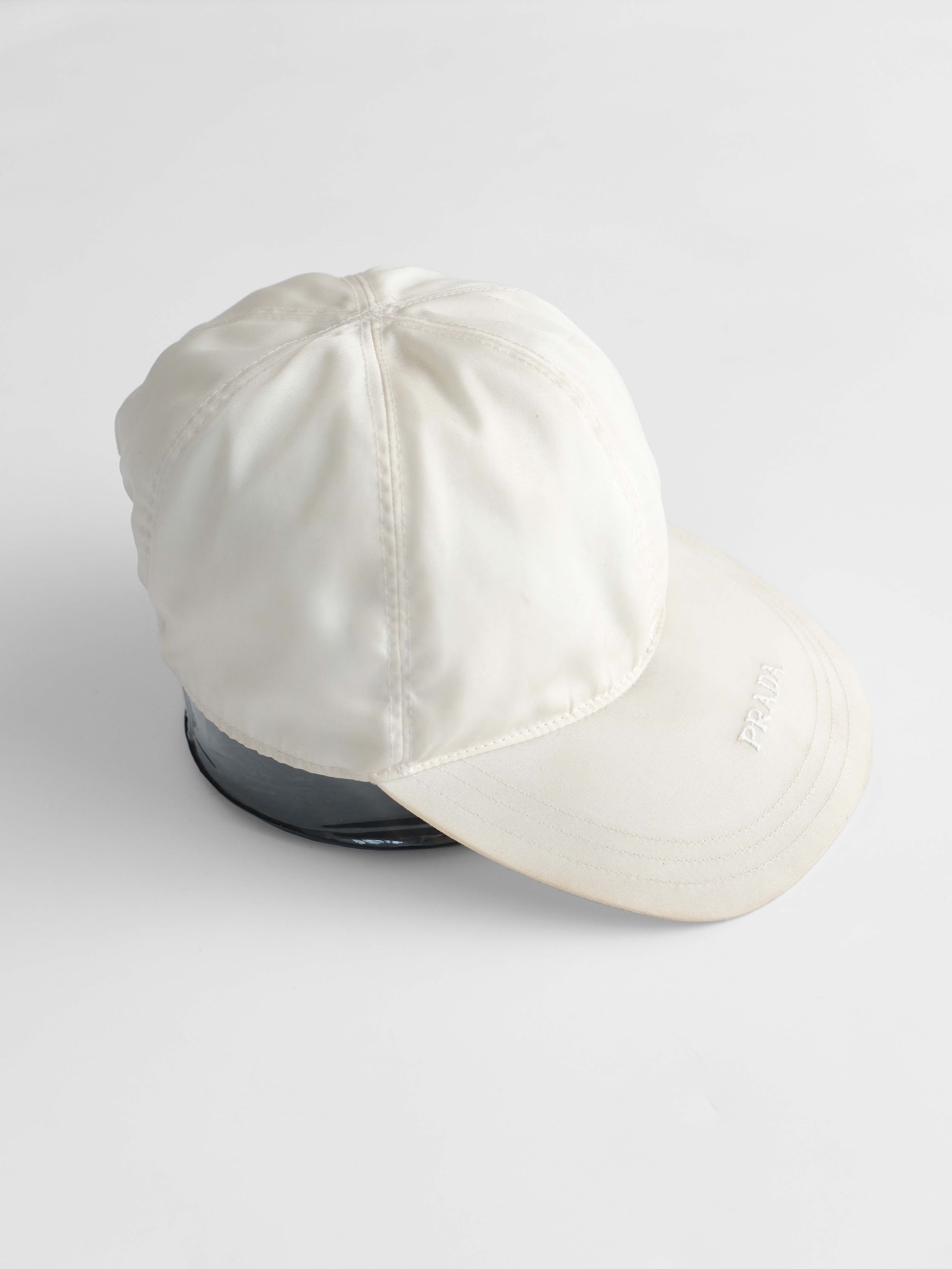 1990s PRADA WHITE HAT