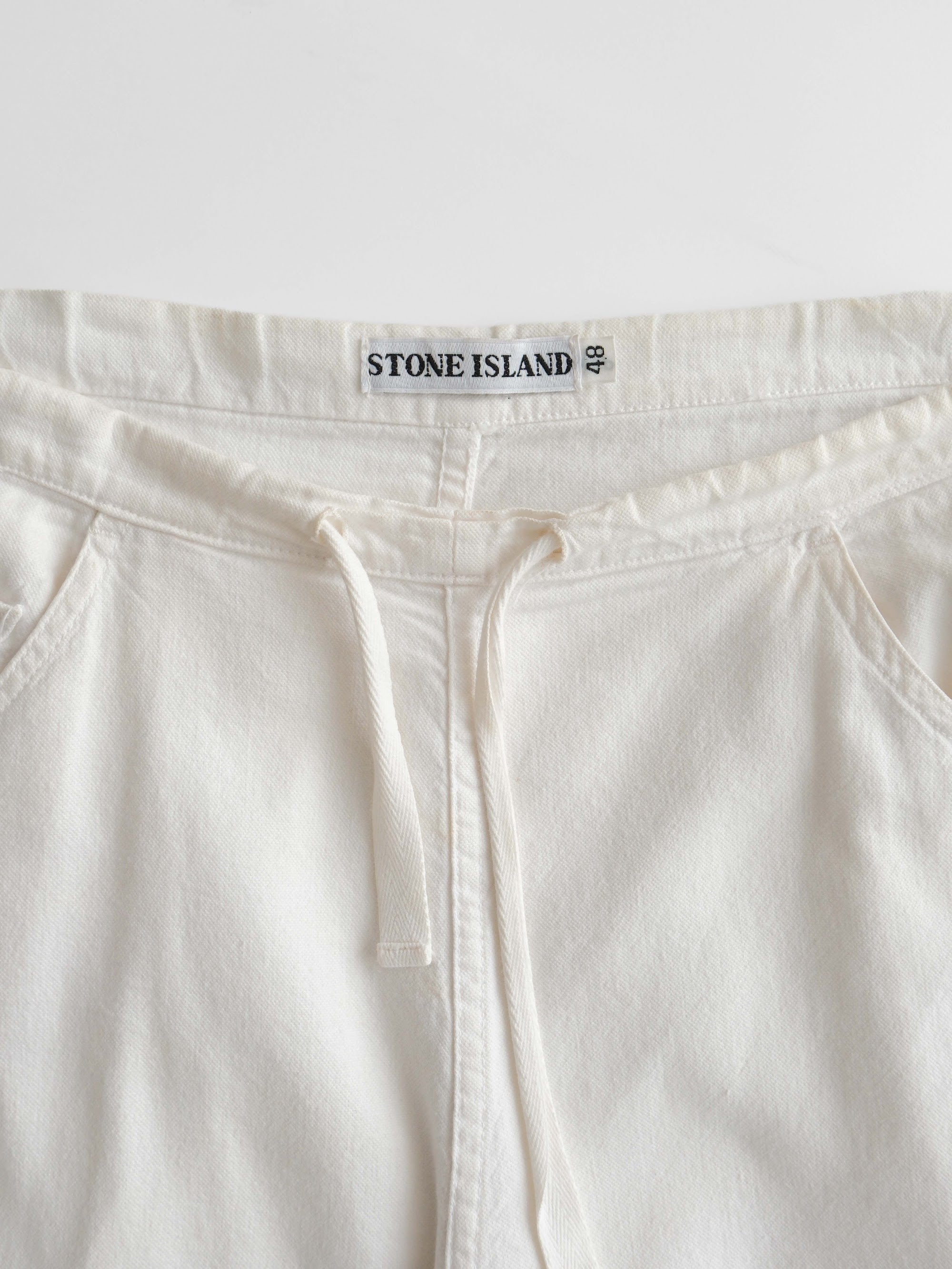1990s STONE ISLAND WHITE SHORTS