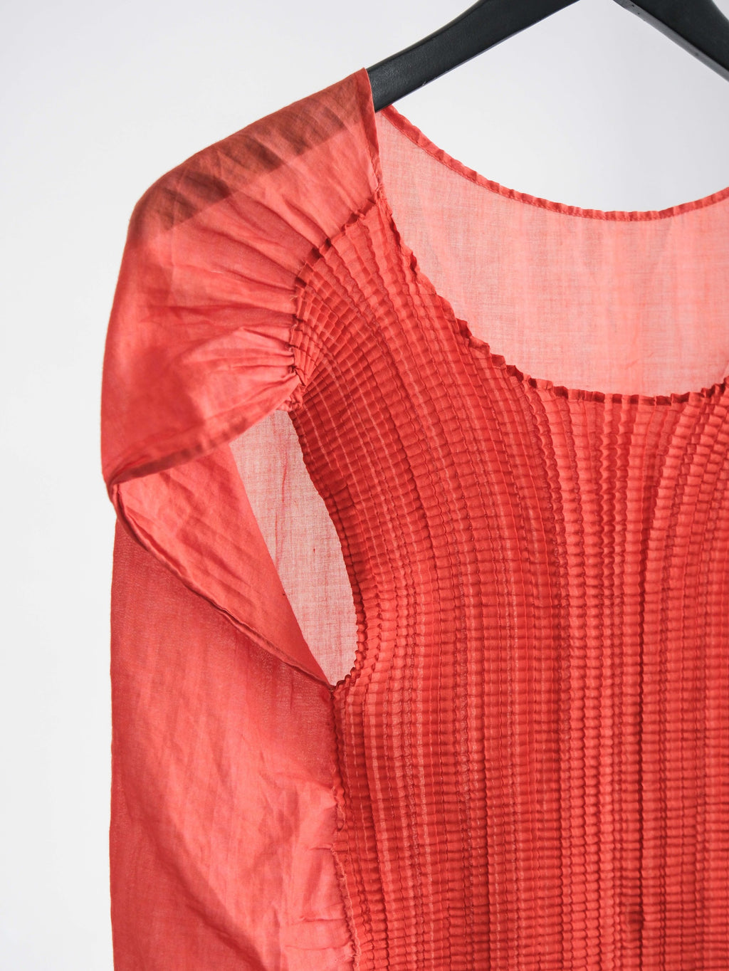2000s ISSEY MIYAKE PLEATS ORANGE ME T-SHIRT