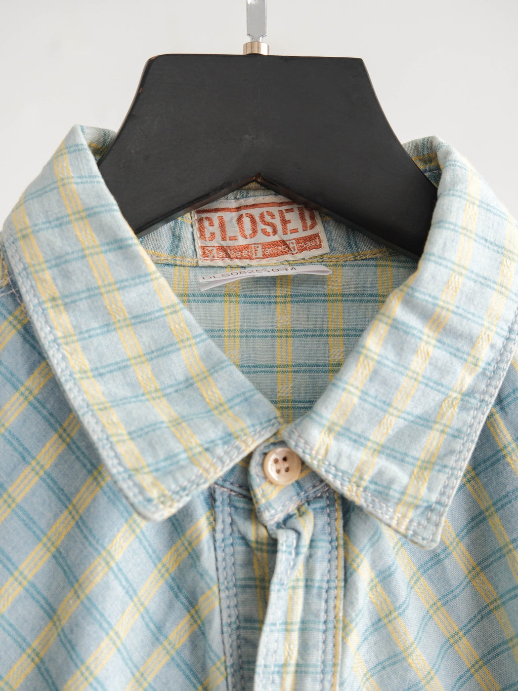 2000s MFG PLAID / TARTAN BLUE CLOSED LS SHIRT