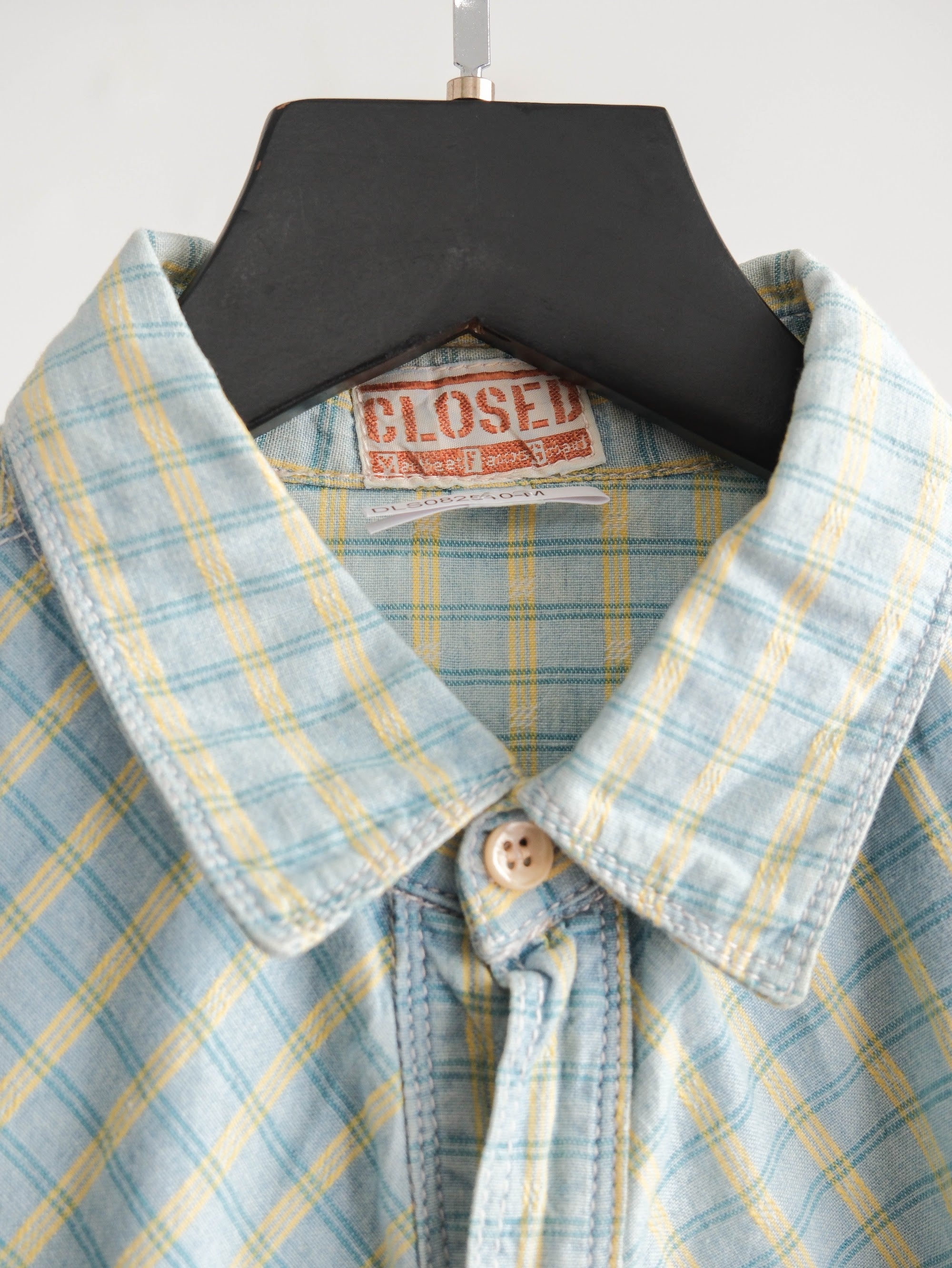 2000s MFG PLAID / TARTAN BLUE CLOSED LS SHIRT