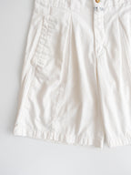 2000s MFG WHITE SHORTS
