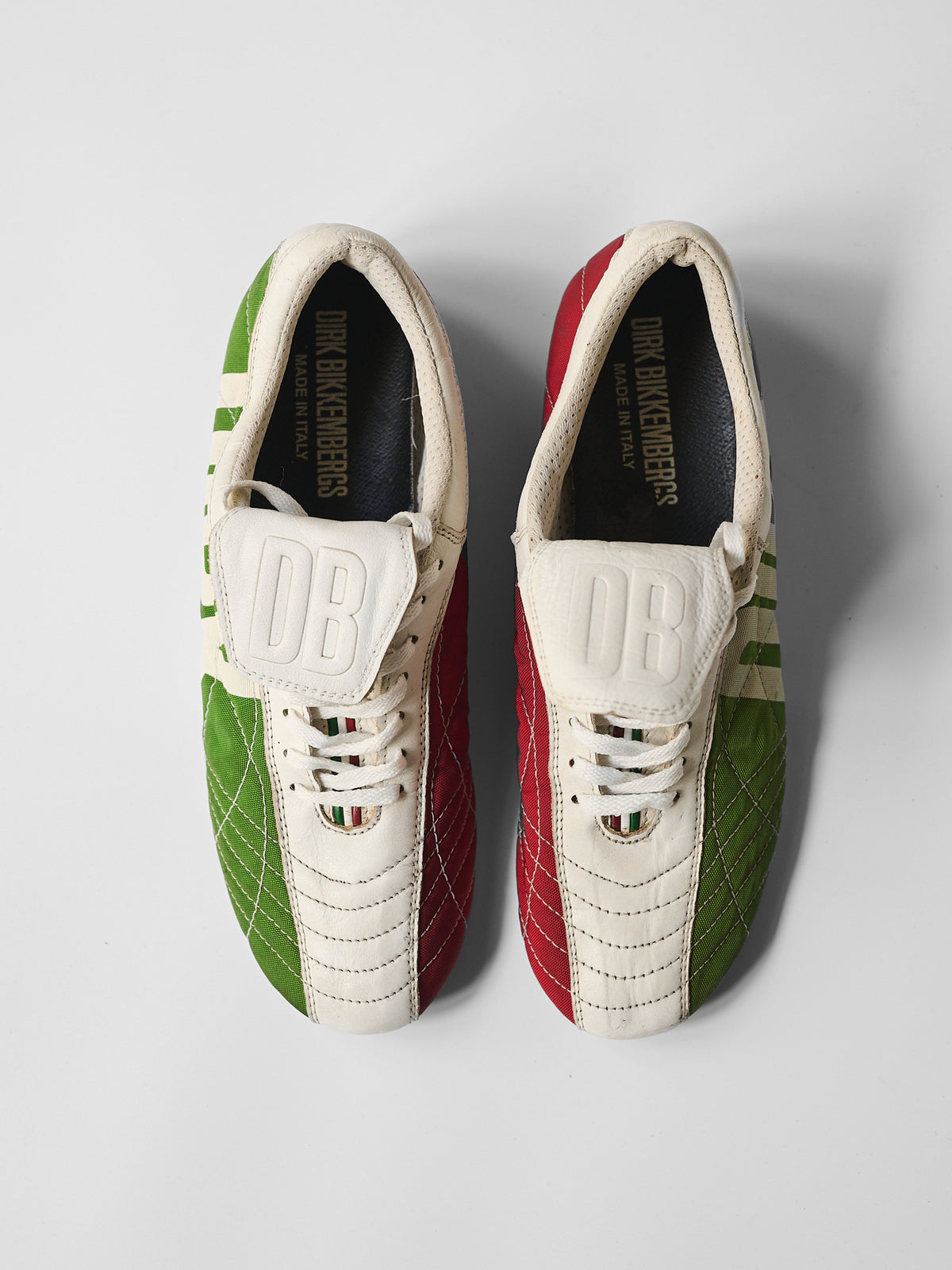 2000s VINTAGE WHITE DIRK BIKKEMBERGS SOCCER SHOES