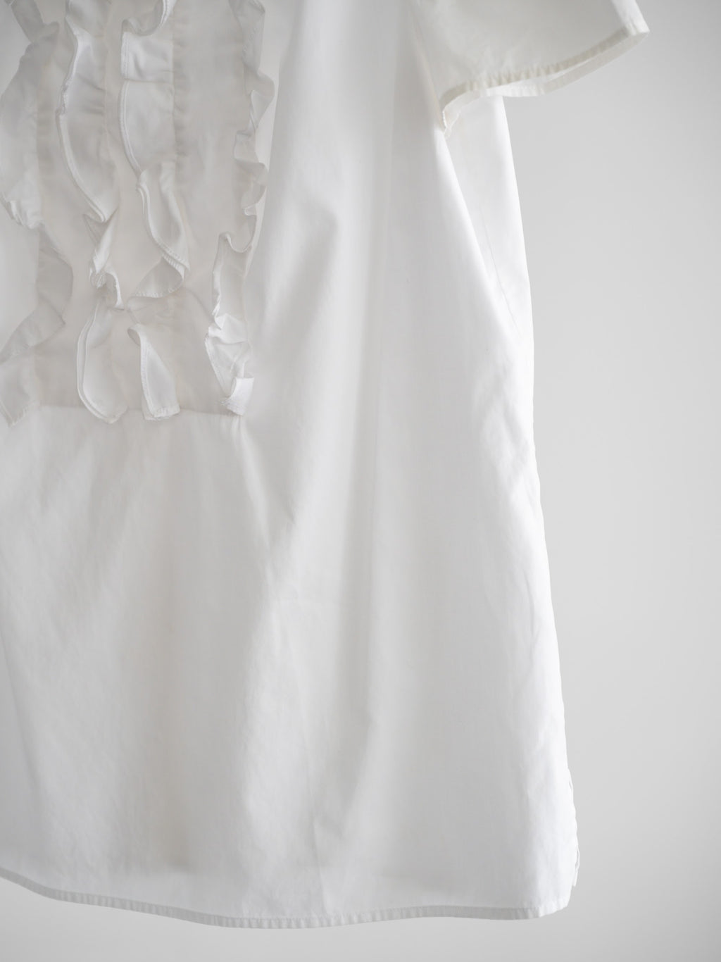2010 PRADA WHITE T-SHIRT
