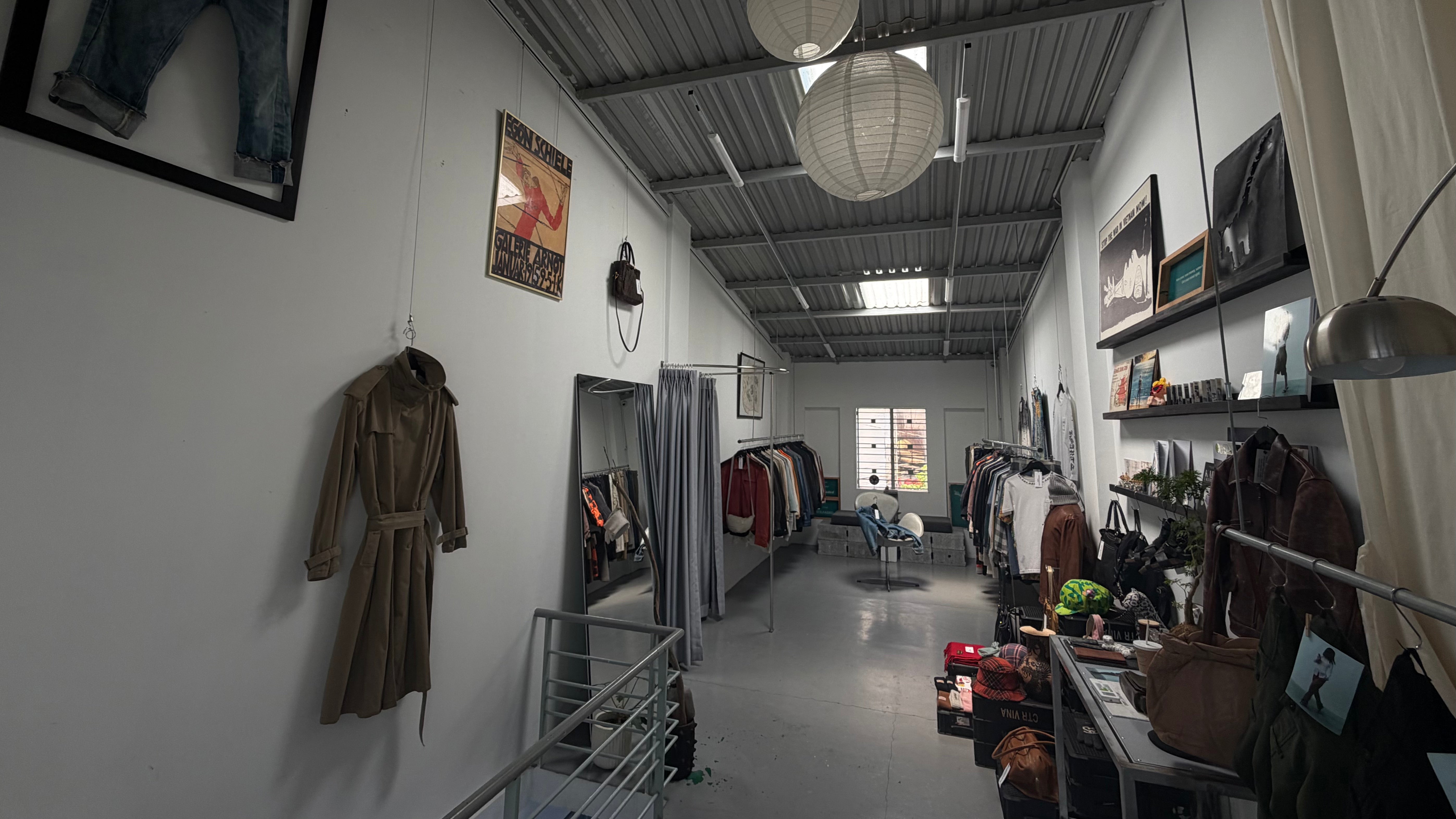 Untilfaded Store