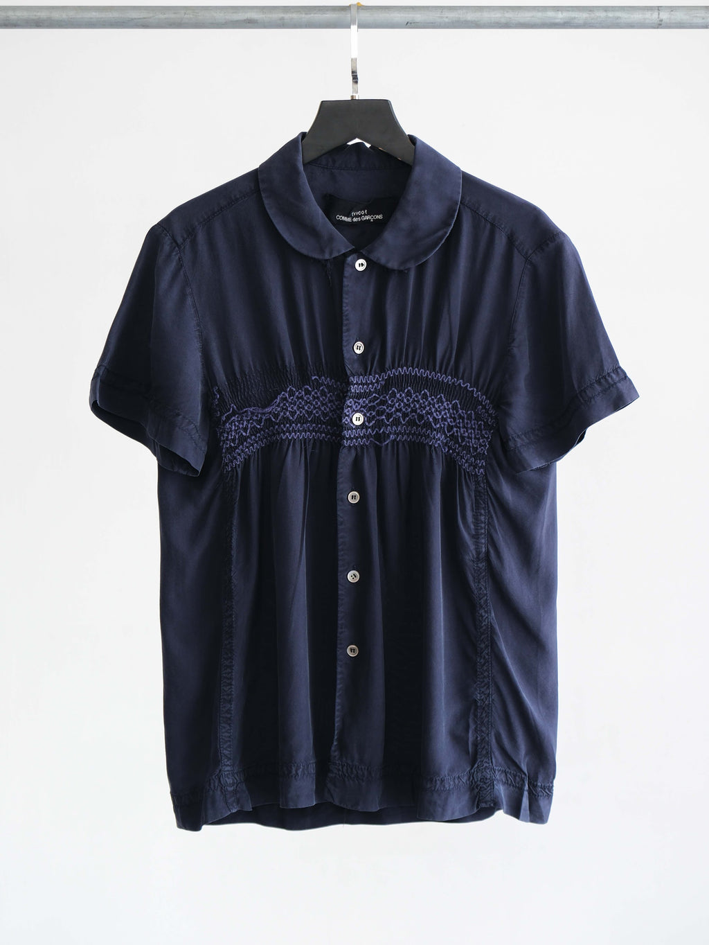AD2002 CDG EMBROIDERED NAVY TRICOT SS SHIRT