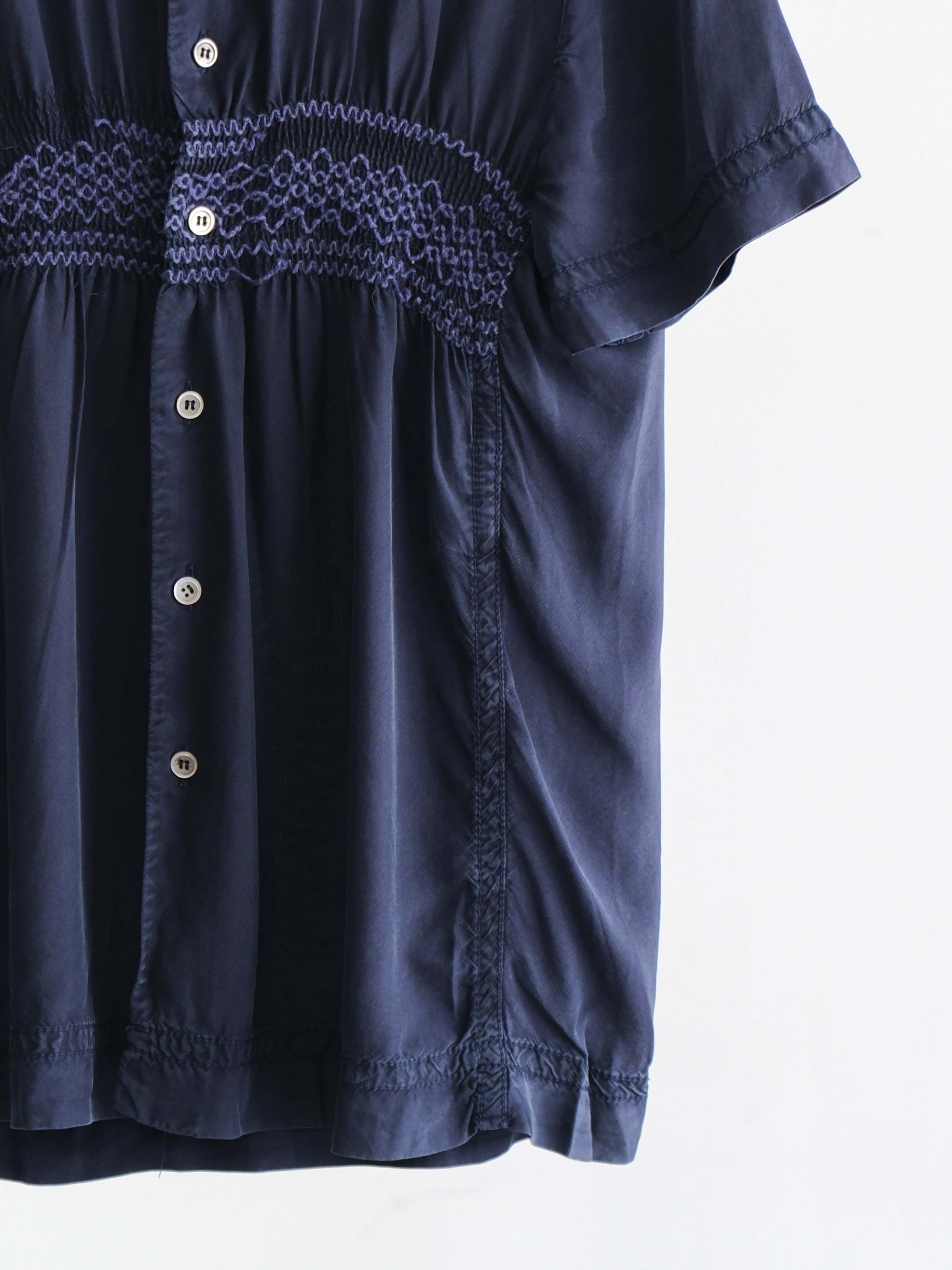 AD2002 CDG EMBROIDERED NAVY TRICOT SS SHIRT