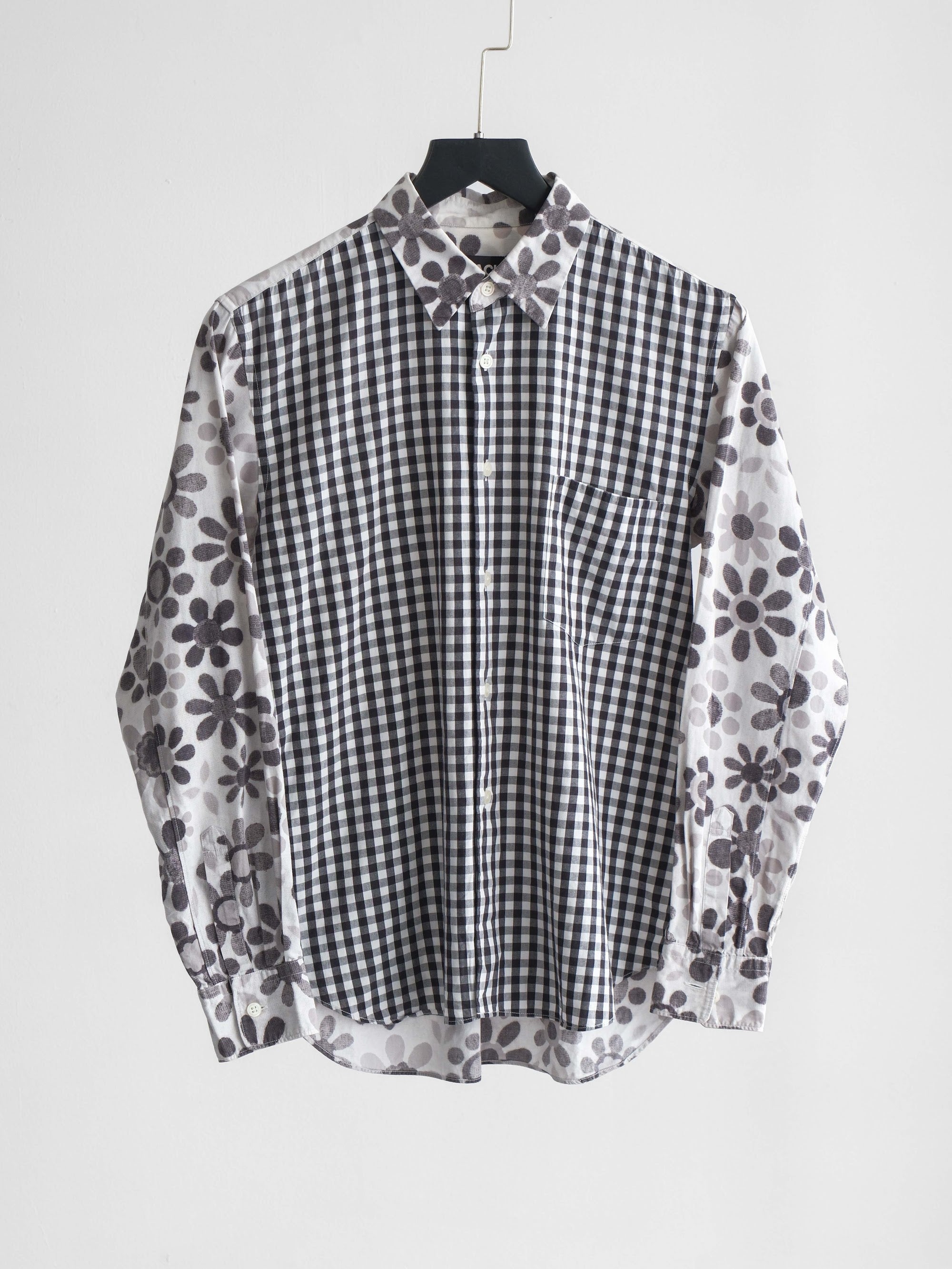 AD2011 CDG PLAID / TARTAN WHITE FLORAL "BLACK" LS SHIRT