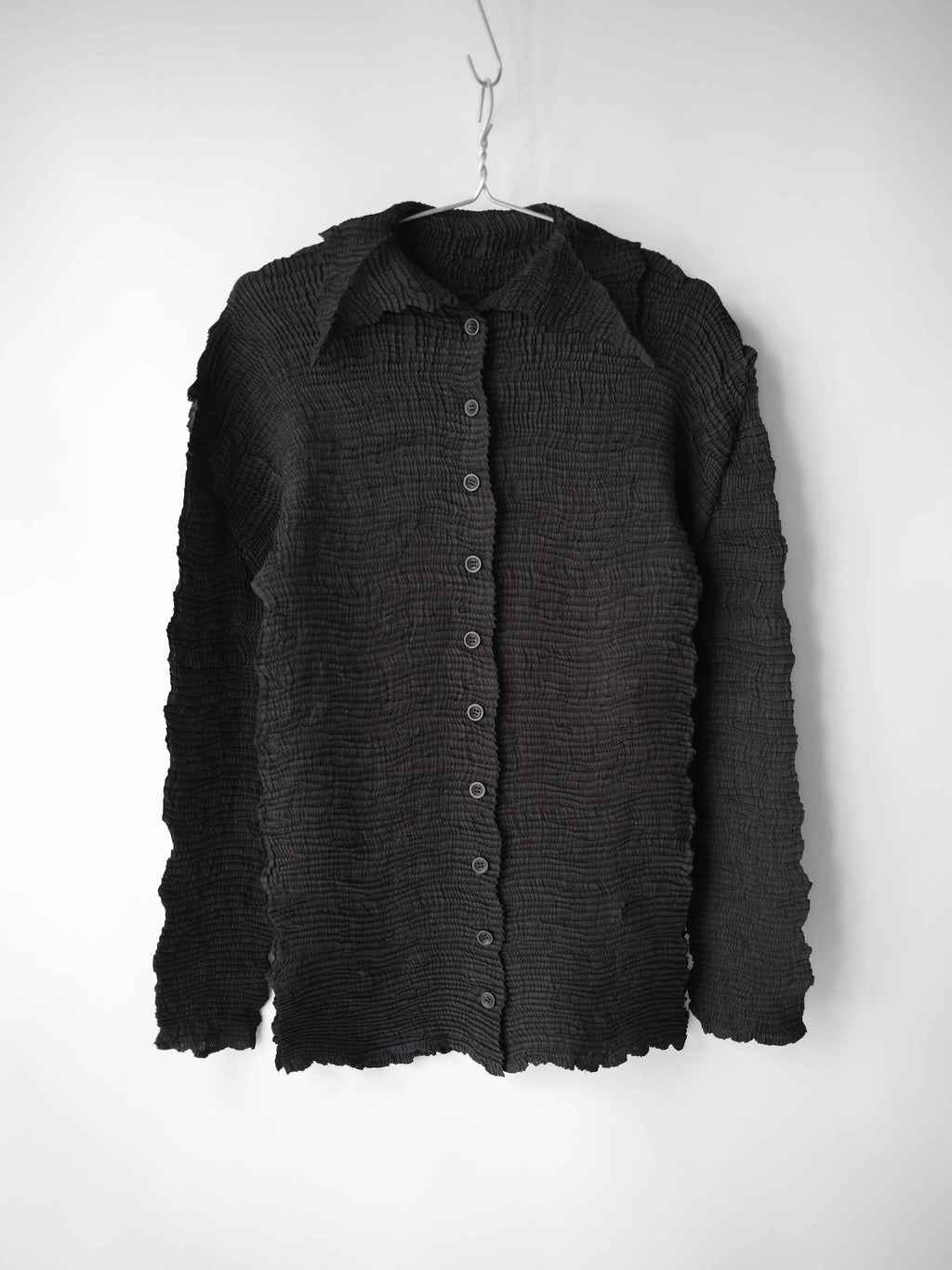 AW1998 ISSEY MIYAKE CRUSHED PLEATS BLACK MAILINE LS SHIRT