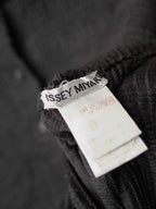 AW1998 ISSEY MIYAKE CRUSHED PLEATS BLACK MAILINE LS SHIRT