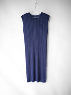 AW2018 ISSEY MIYAKE PLEATSPLEASE PLEATED NAVY DRESS