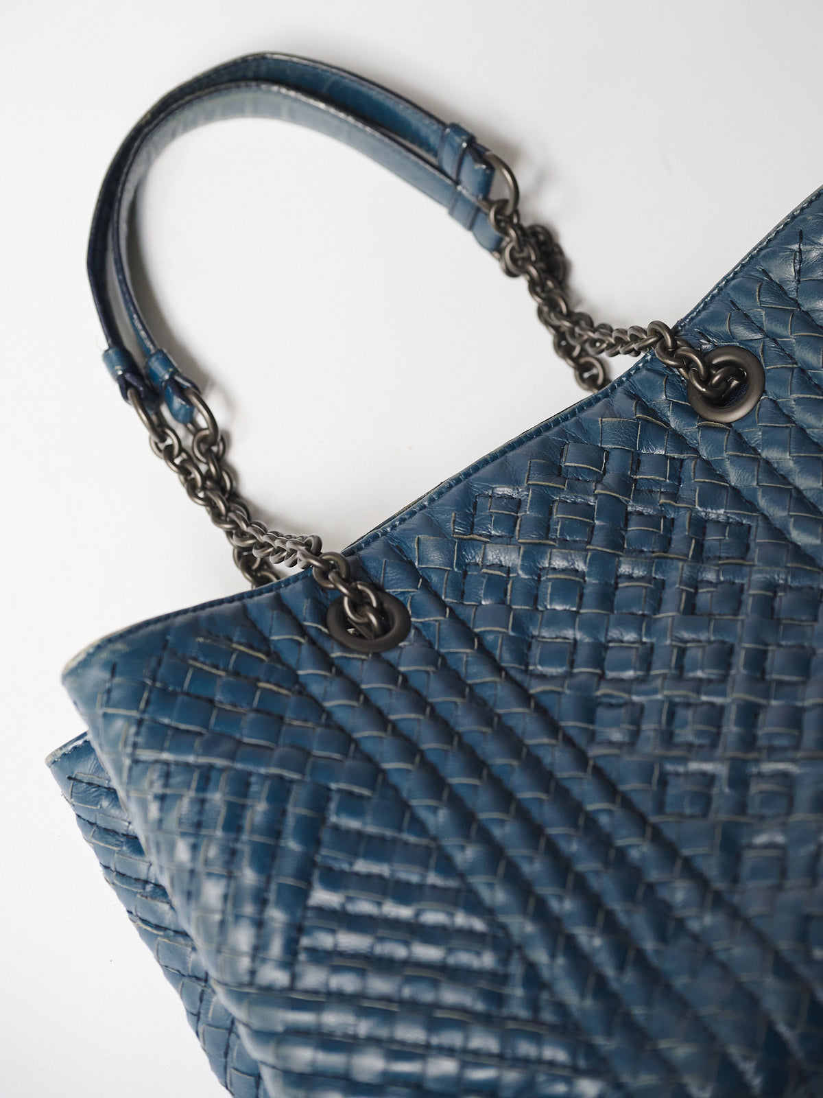 BOTTEGA VENETA NAVY INTRECCIATO LEATHER NODINI TOTE BAG