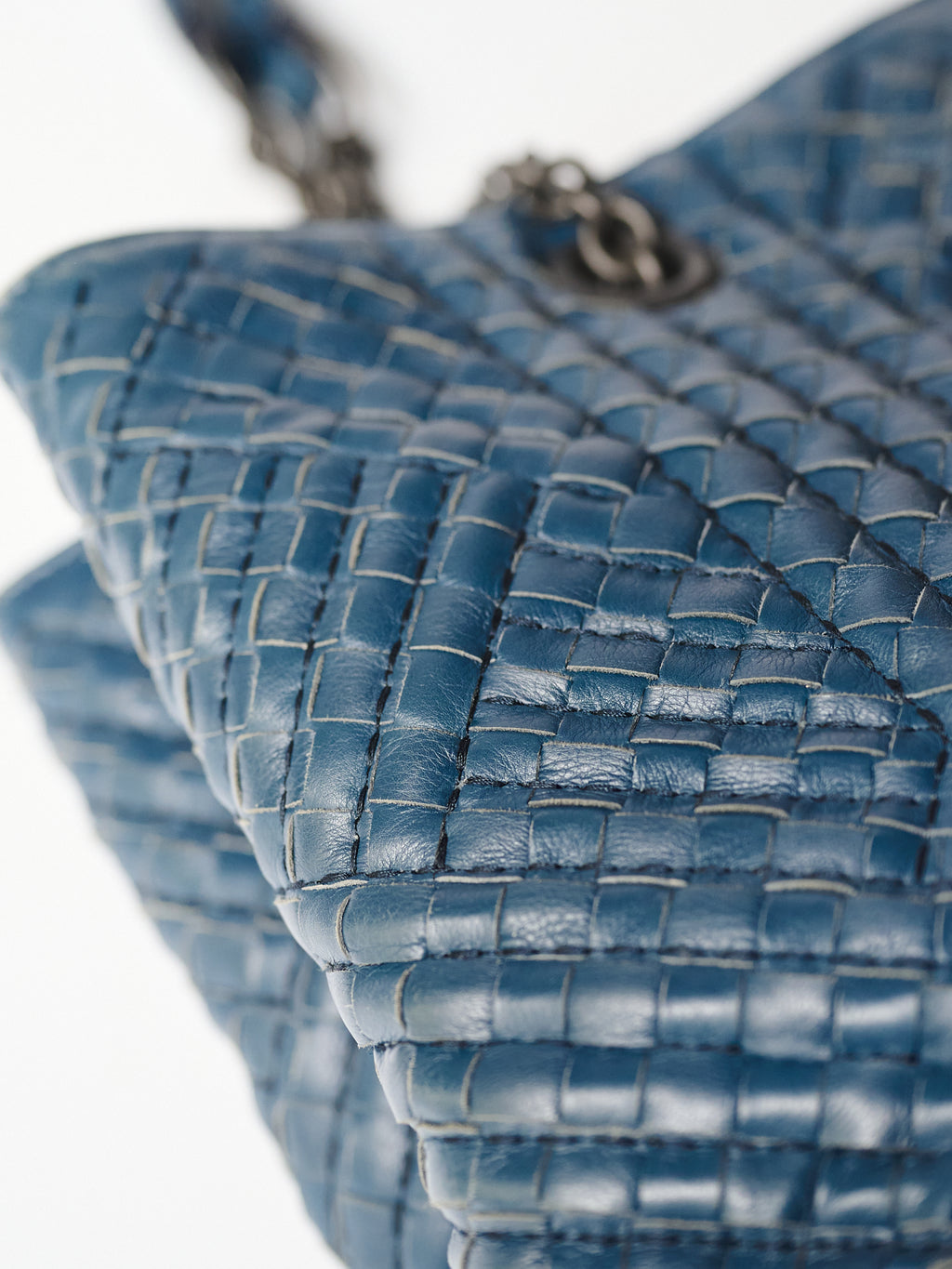 BOTTEGA VENETA NAVY INTRECCIATO LEATHER NODINI TOTE BAG