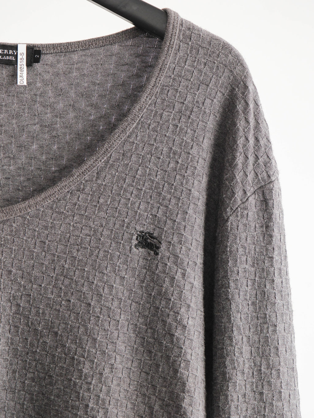 BURBERRY CROCHET / KNIT GREY BLACK LABEL LS T-SHIRT