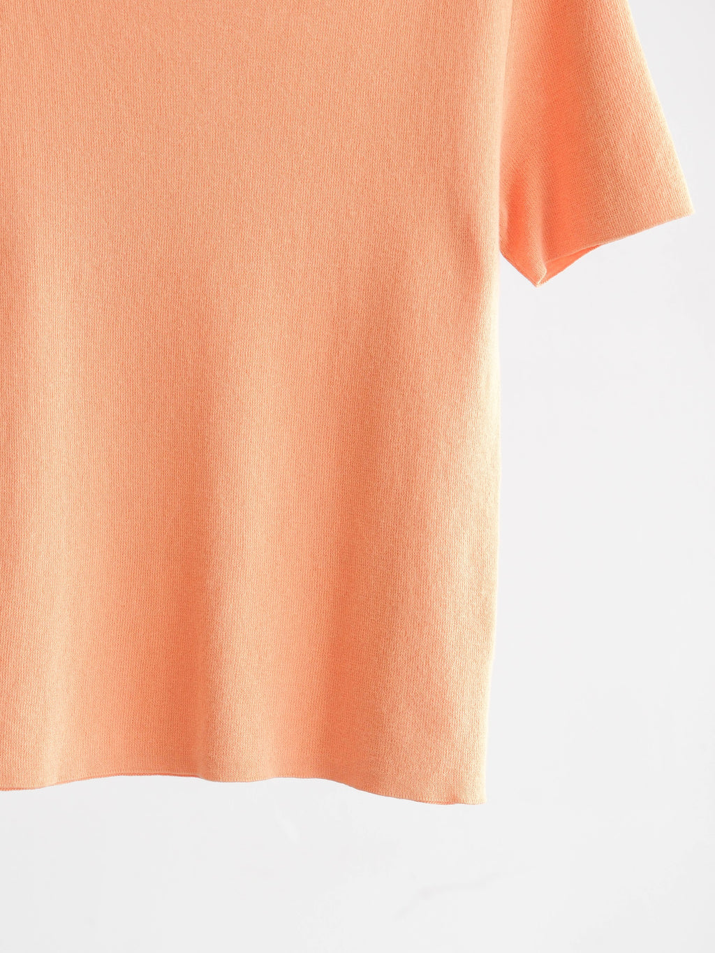 BURBERRY CROCHET / KNIT ORANGE T-SHIRT
