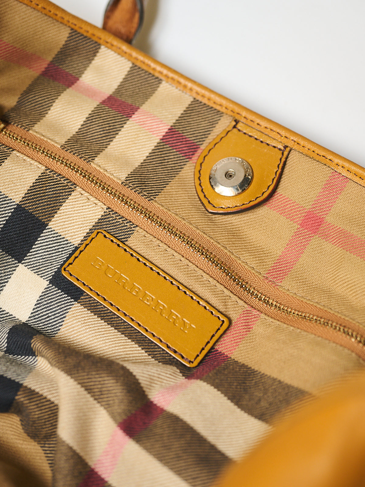 BURBERRY ORANGE LEATHER TOTE BAG