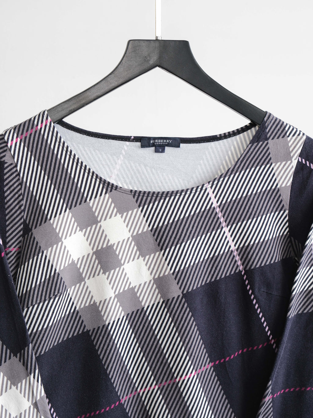 BURBERRY WHITE " LONDON " NOVA CHECK LS T-SHIRT