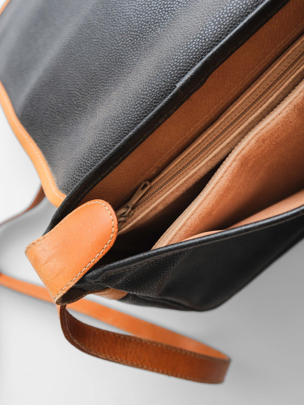 COURREGES BLACK LEATHER BAG