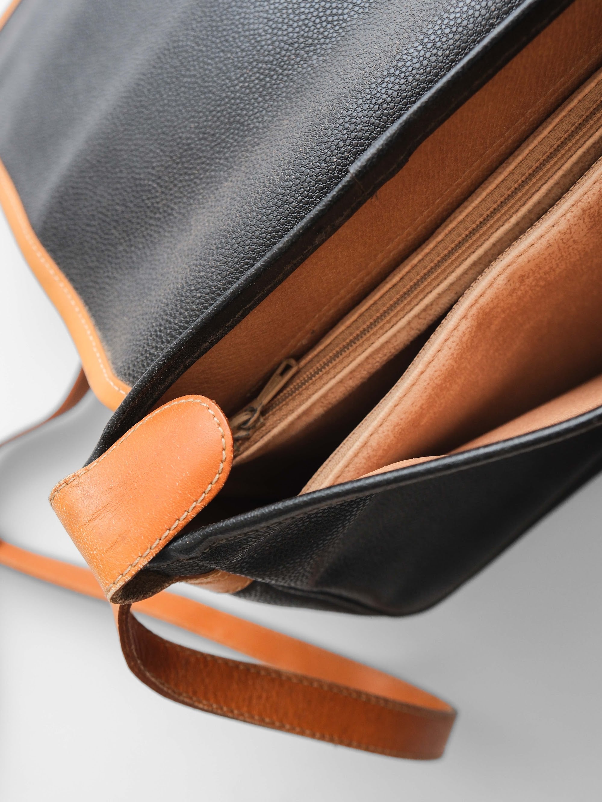 COURREGES BLACK LEATHER BAG