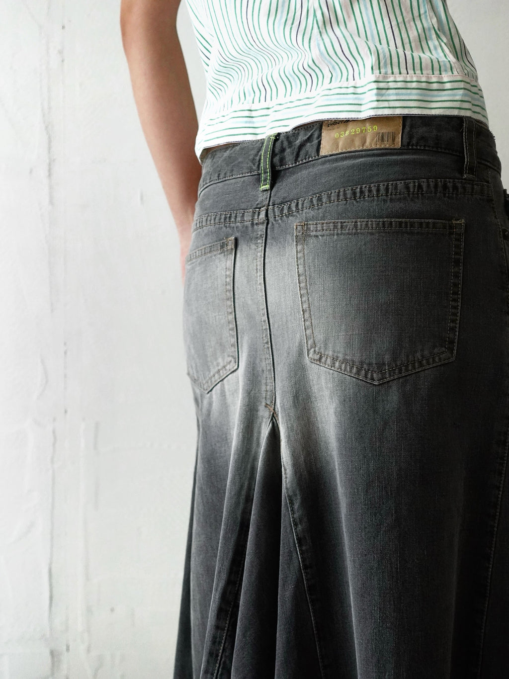DKNY DENIM GREY SKIRT