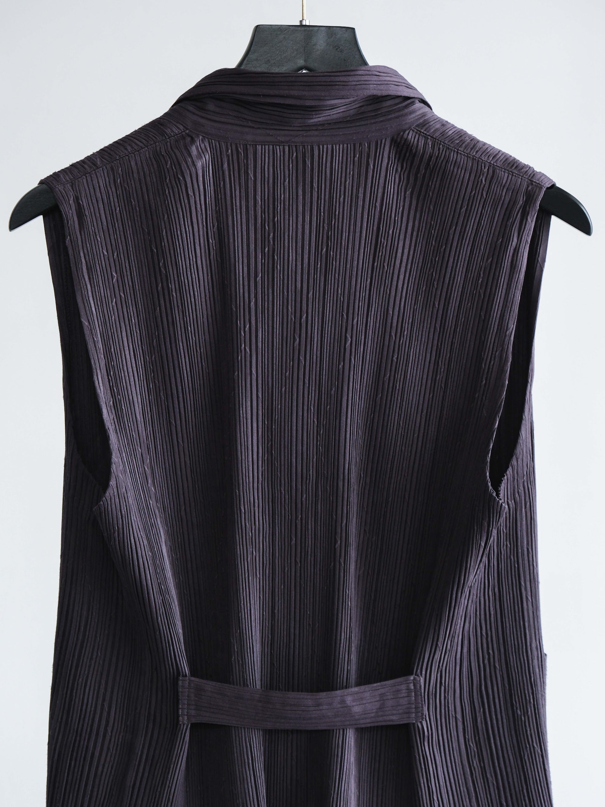 FW1996 ISSEY MIYAKE PLEATS BLACK "MAIN LINE" SS SHIRT