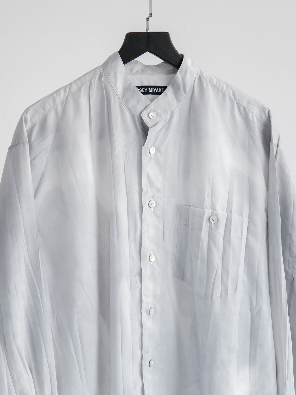 FW2000 ISSEY MIYAKE WHITE MANDARIN COLLAR LS SHIRT