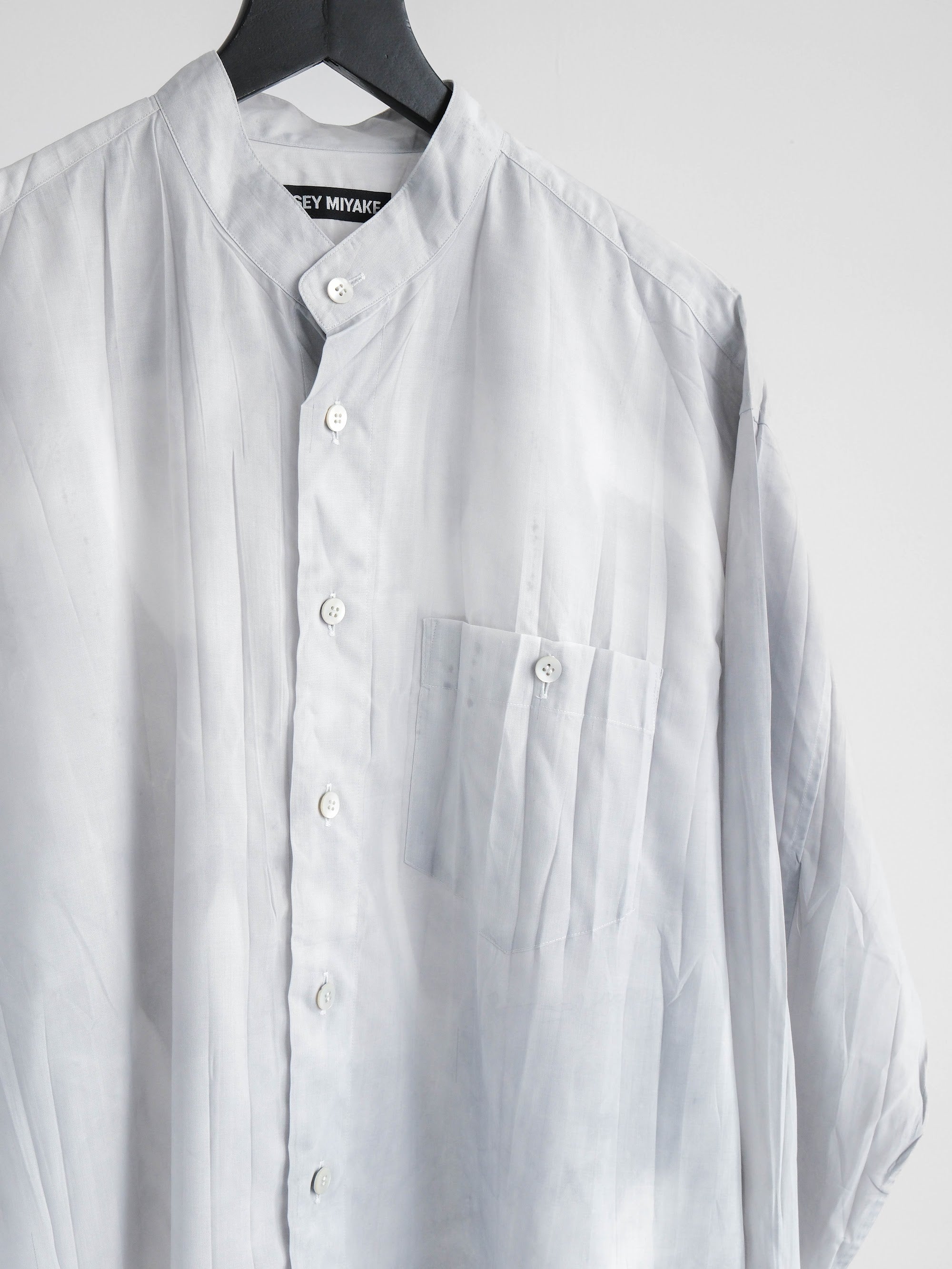 FW2000 ISSEY MIYAKE WHITE MANDARIN COLLAR LS SHIRT