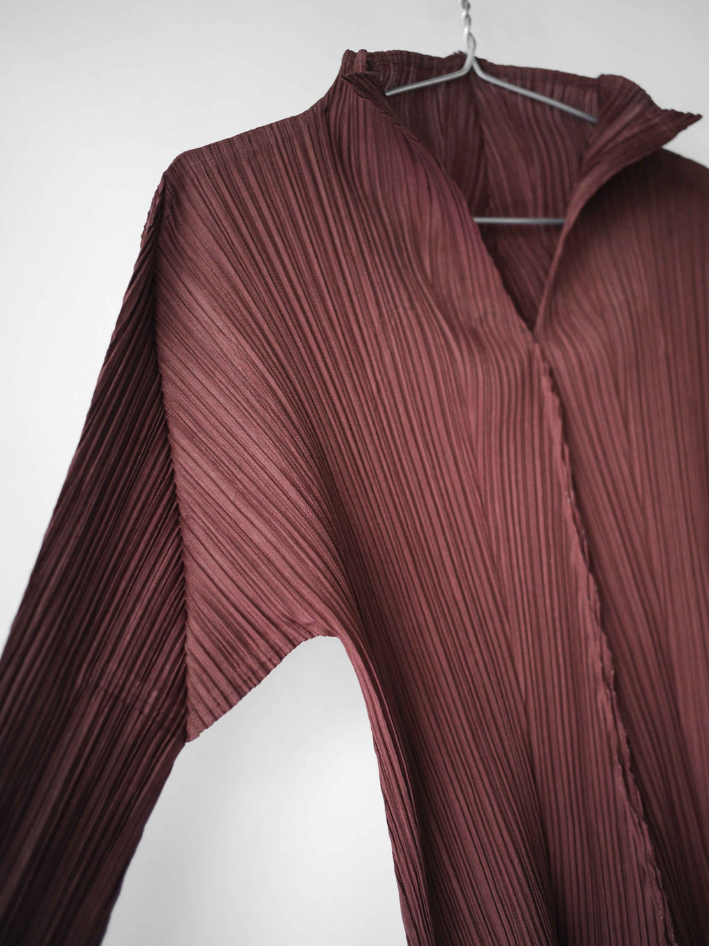 FW2002 ISSEY MIYAKE PLEATSPLEASE PLEATED BROWN LS T-SHIRT