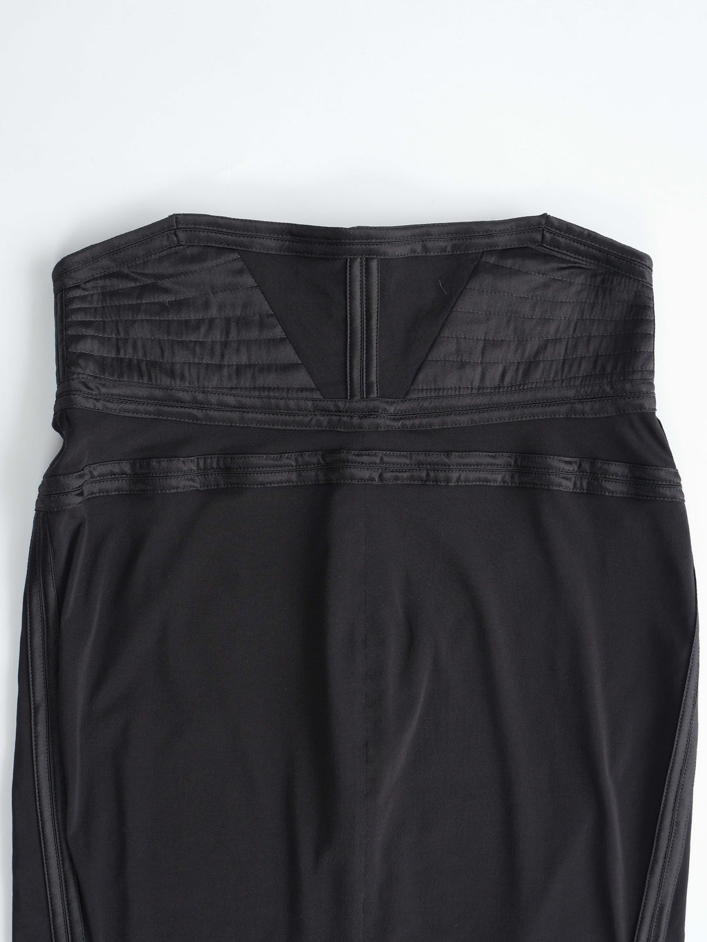 FW2003 GUCCI BLACK "RUNWAY" HIGHWAISTED SKIRT