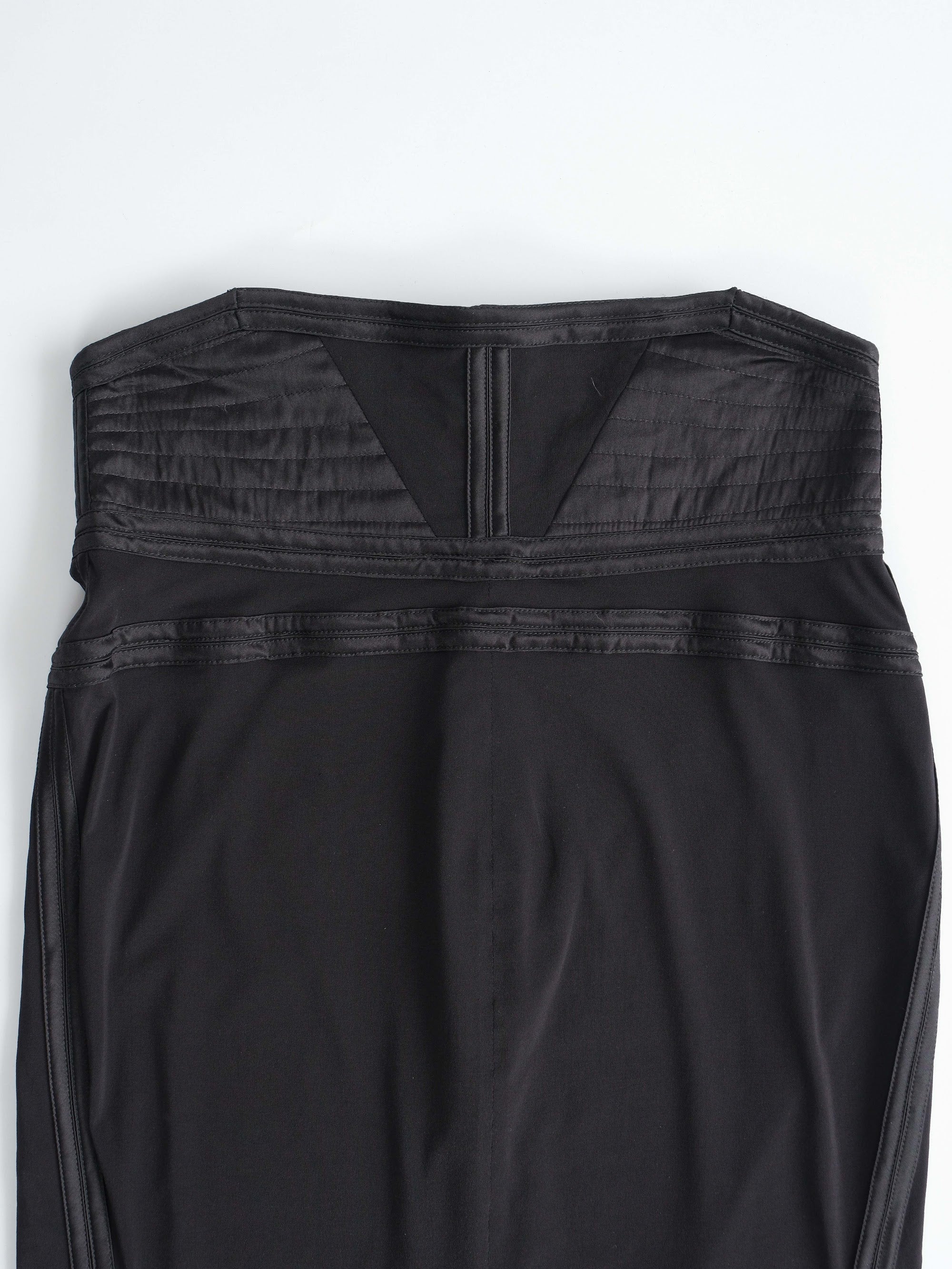 FW2003 GUCCI BLACK "RUNWAY" HIGHWAISTED SKIRT