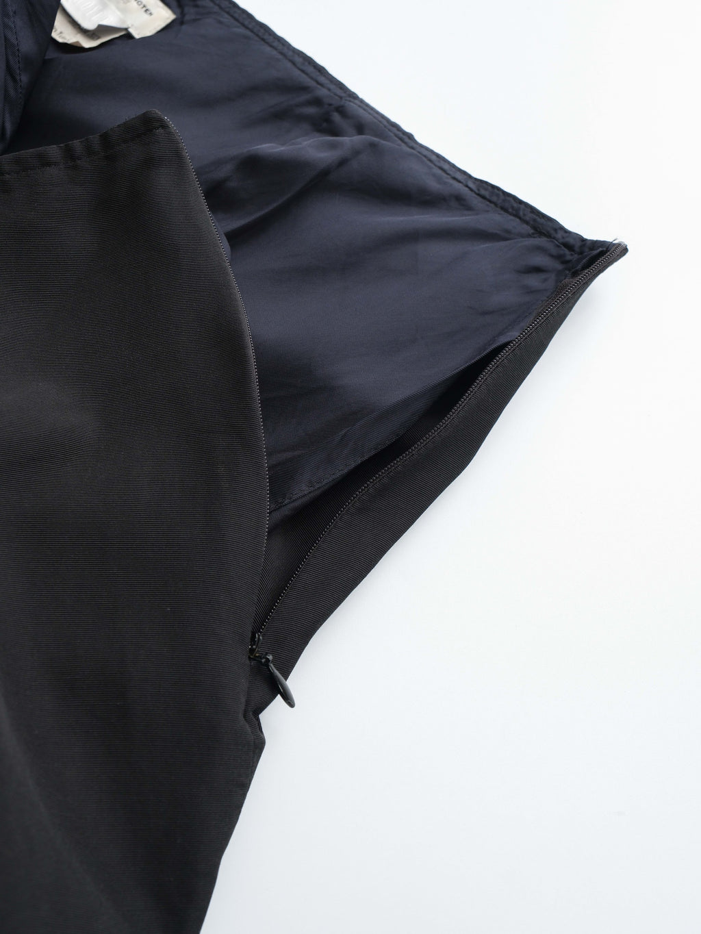 FW2005 DRIES VAN NOTEN BLACK SKIRT