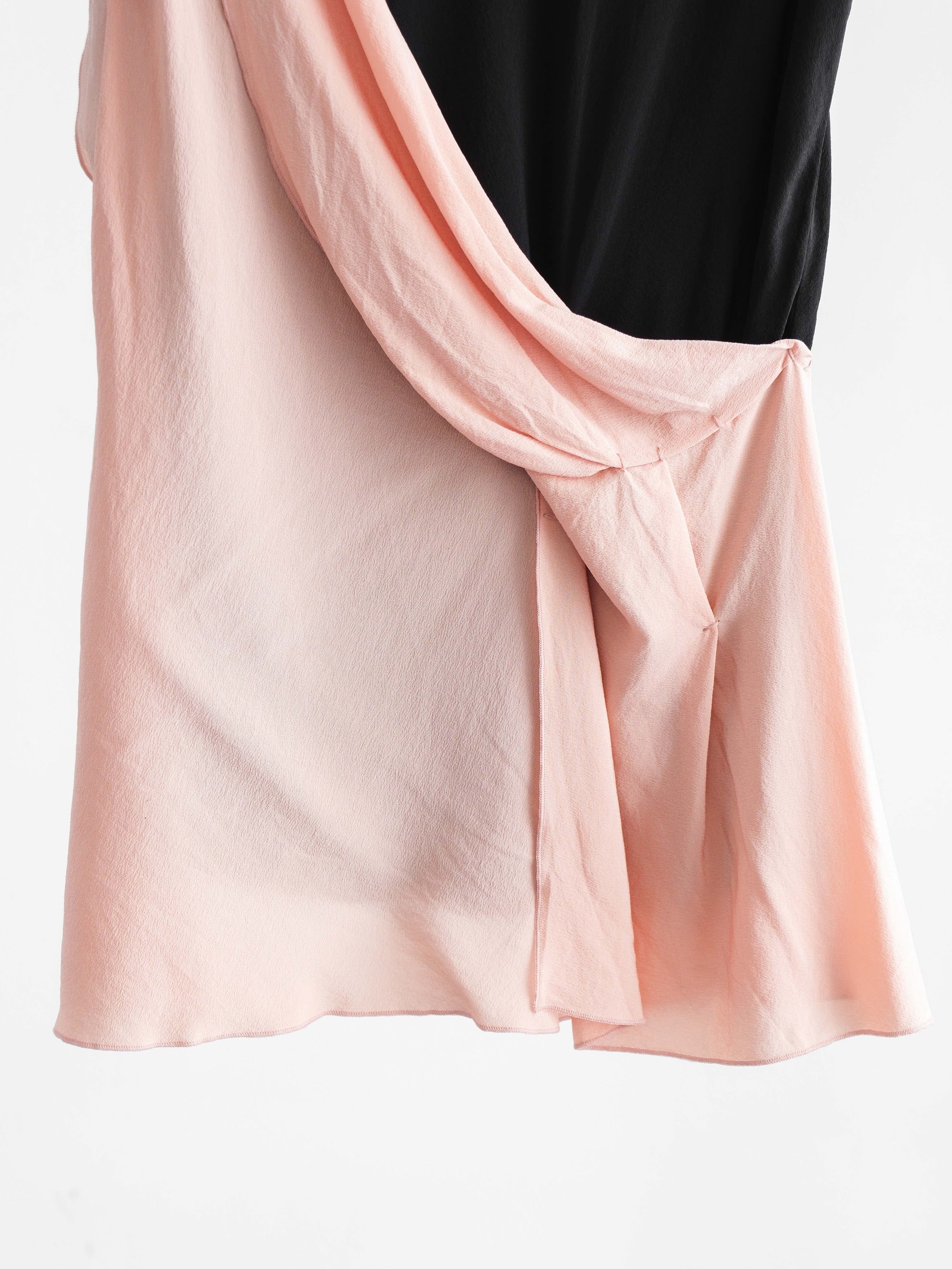 FW2006 MIU MIU BLACK /PINK SILK LAYER TANK TOP