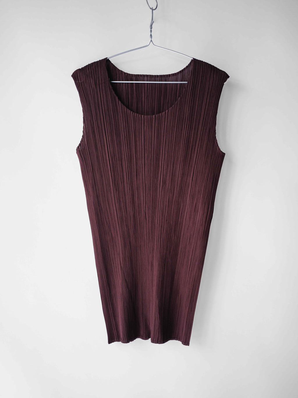 FW2008 ISSEY MIYAKE PLEATSPLEASE PLEATED BROWN TANK TOP