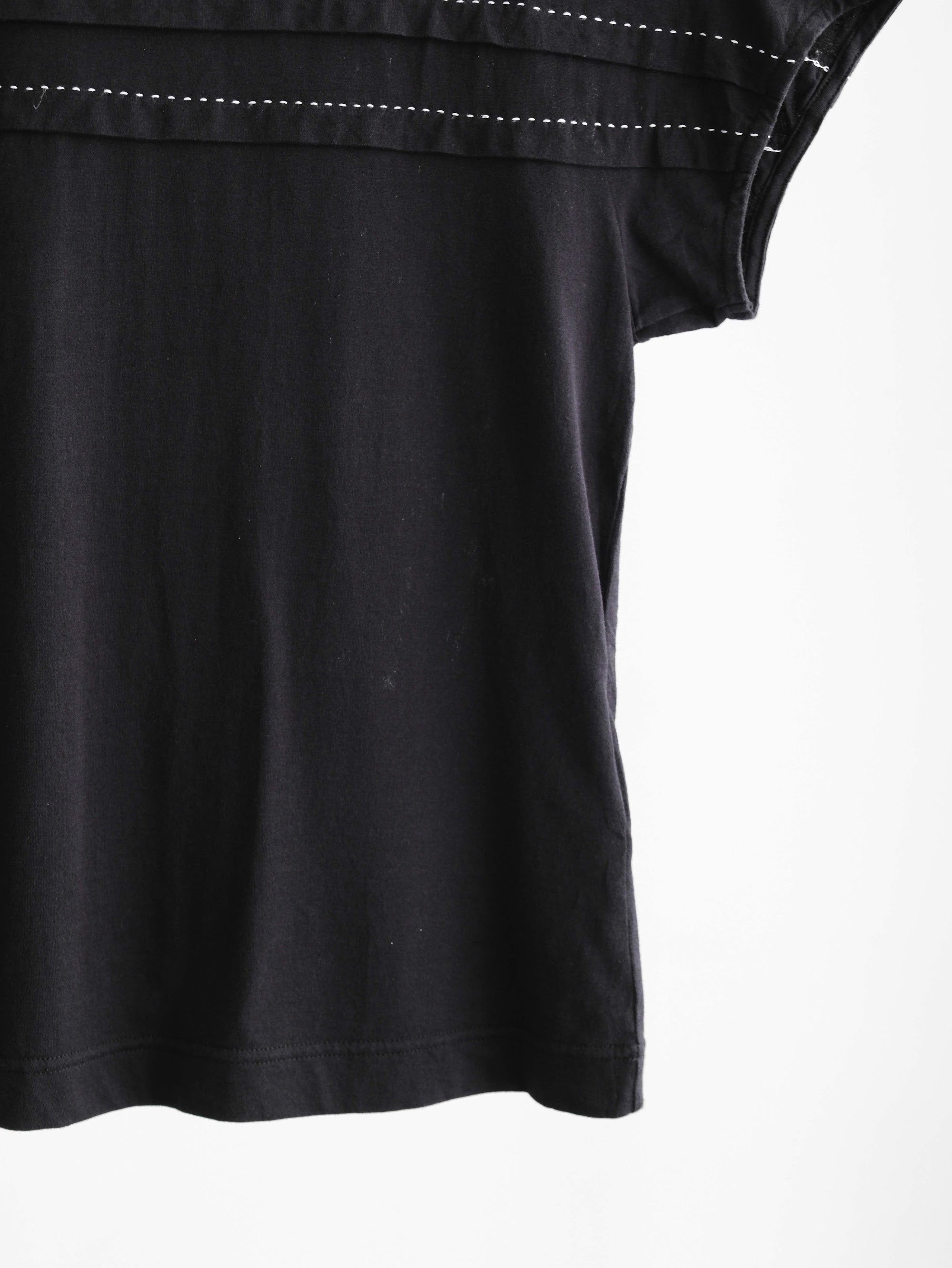 HIROKO KOSHINO EMBROIDERED BLACK HIROKO BIS T-SHIRT
