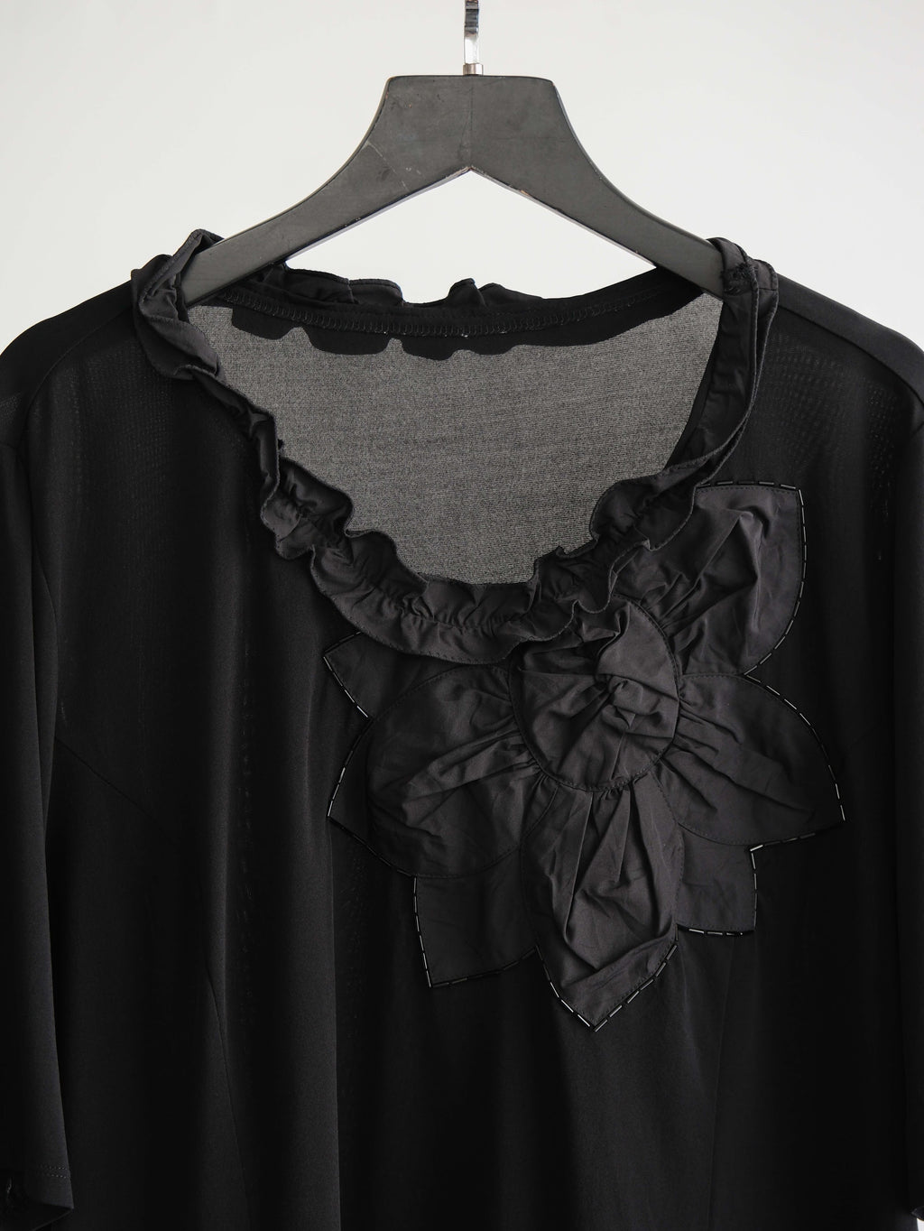 HIROKO KOSHINO FLORAL BLACK HIROKO BIS/ SILK T-SHIRT