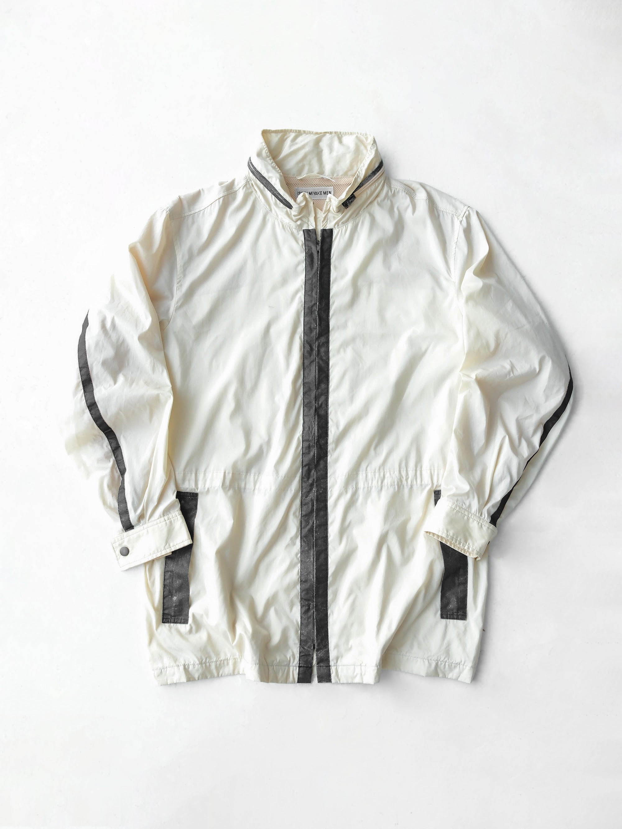 SS1998 ISSEY MIYAKE CREAM "MAIN LINE" RUNWAY JACKET
