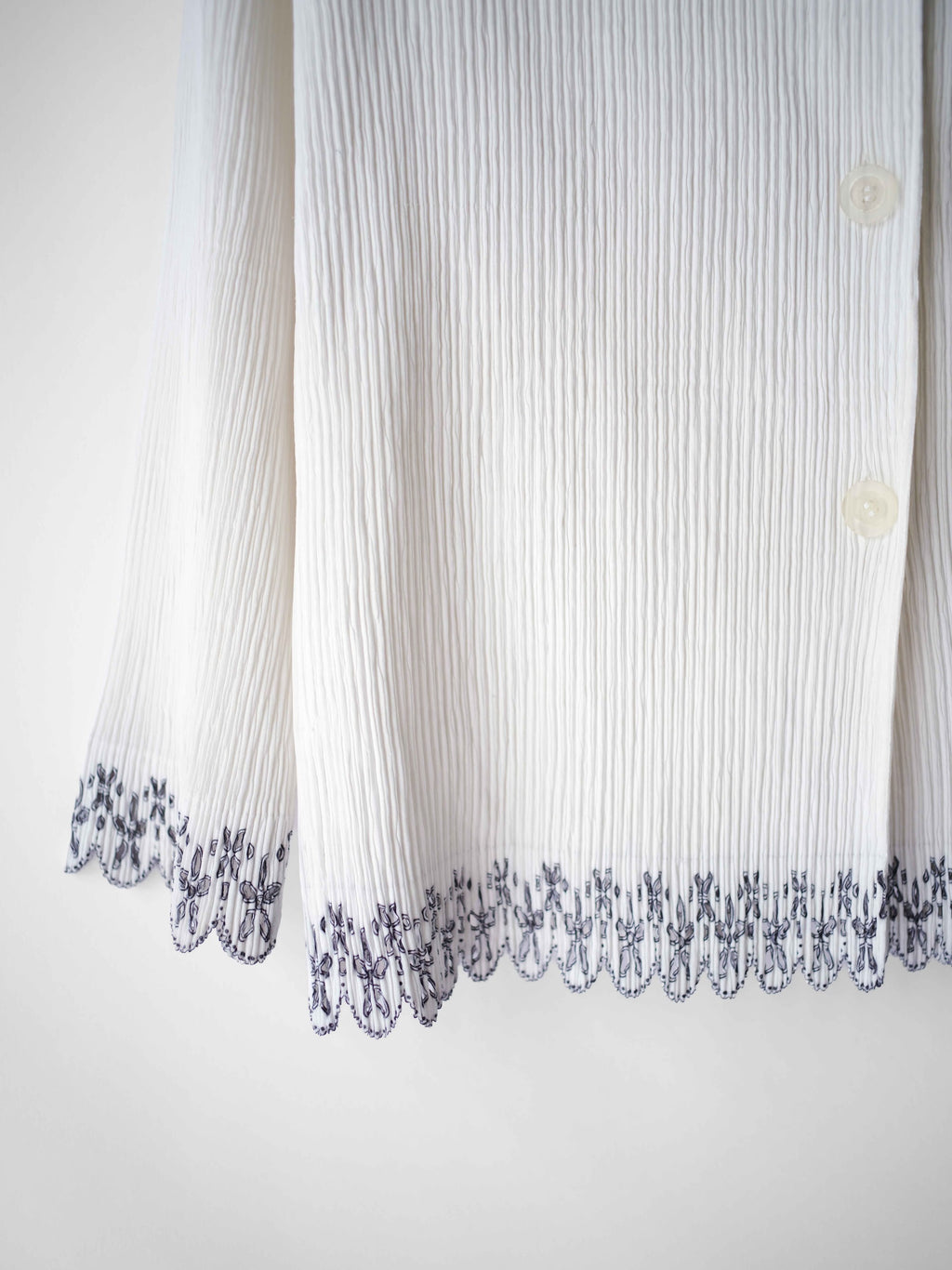 SS2001 ISSEY MIYAKE PLEATED WHITE MAINLINE LS SHIRT