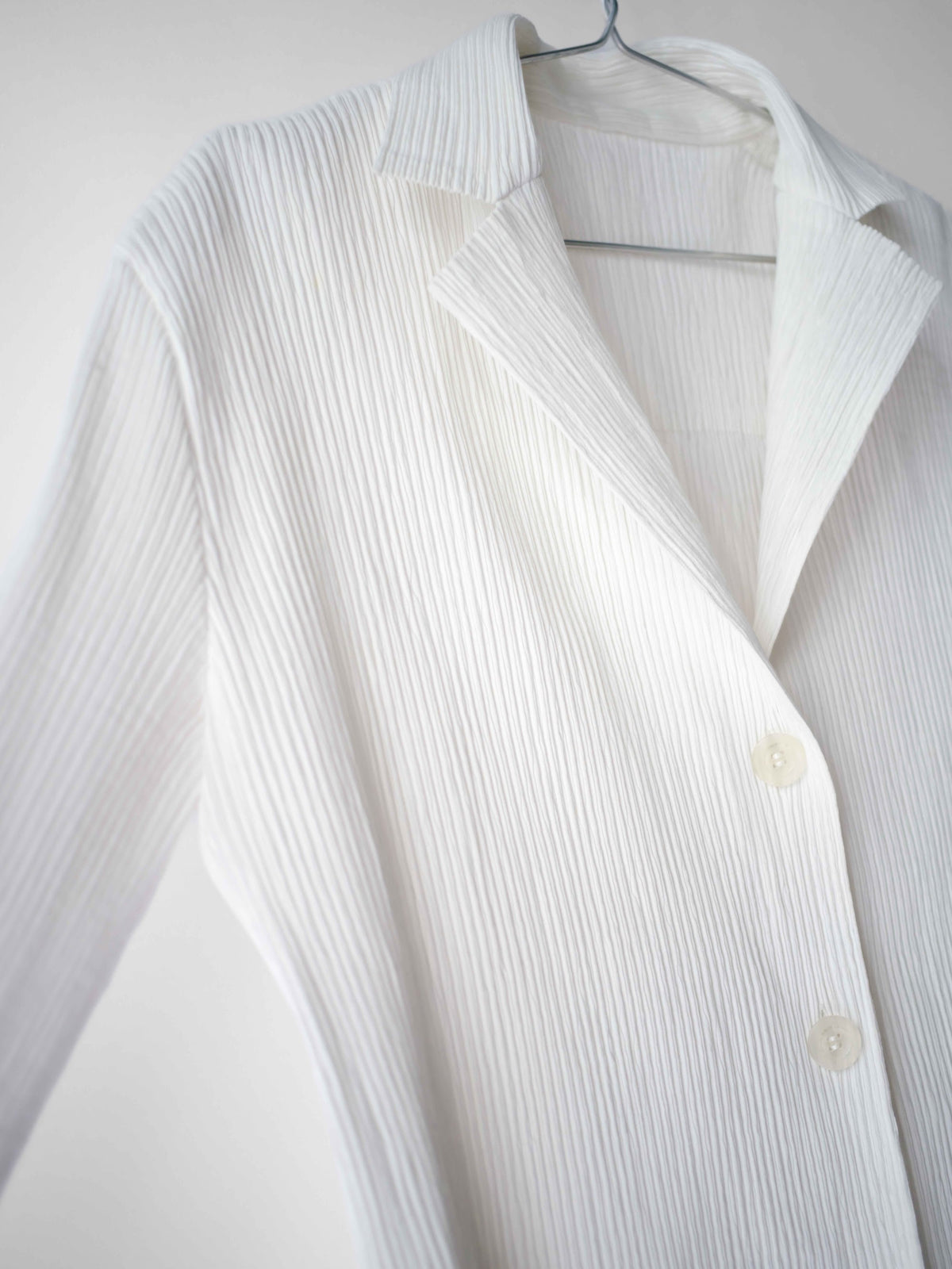 SS2001 ISSEY MIYAKE PLEATED WHITE MAINLINE LS SHIRT