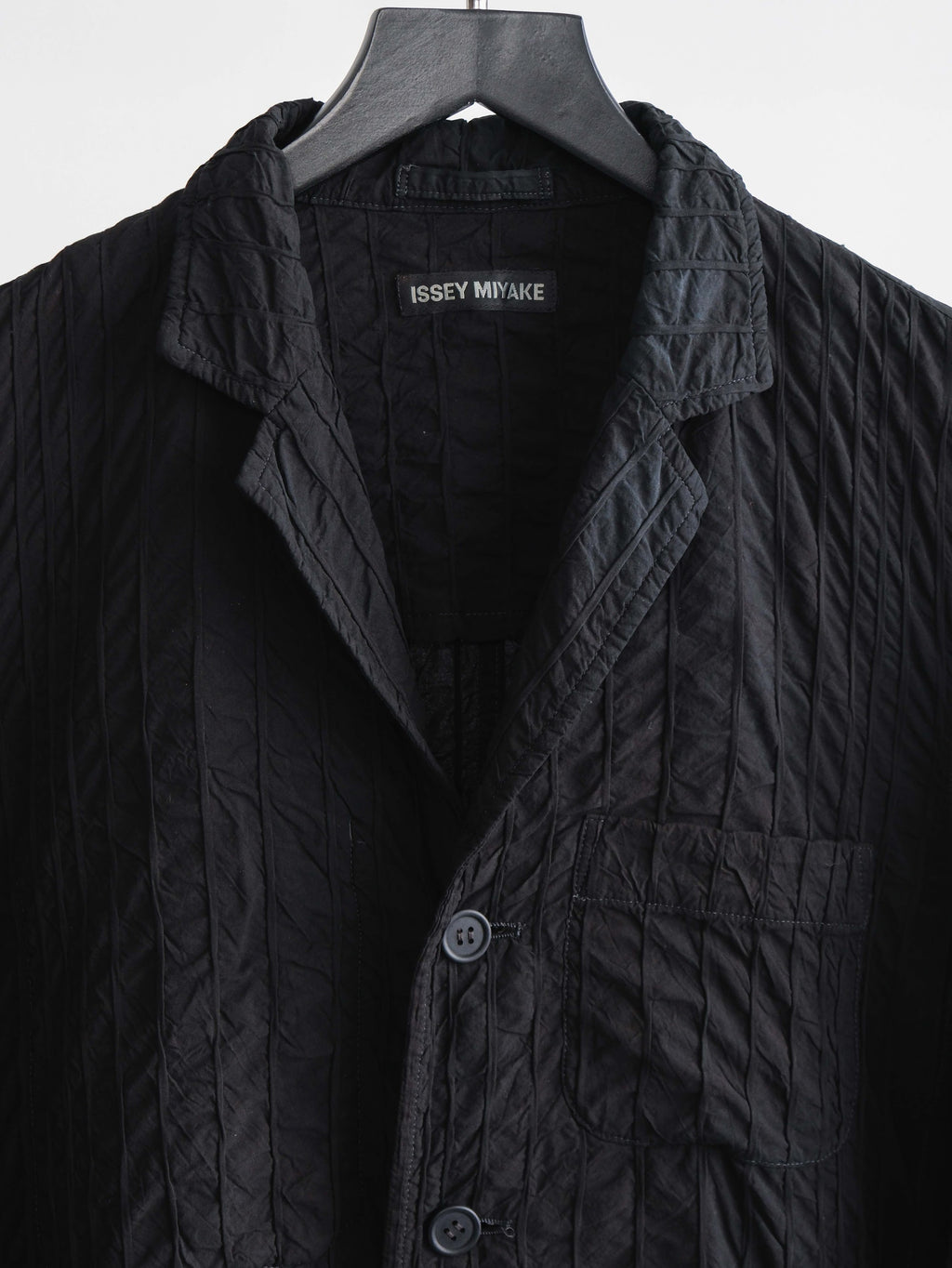 SS2002 ISSEY MIYAKE EMBROIDERED BLACK STRIPES "MAIN LINE" JACKET