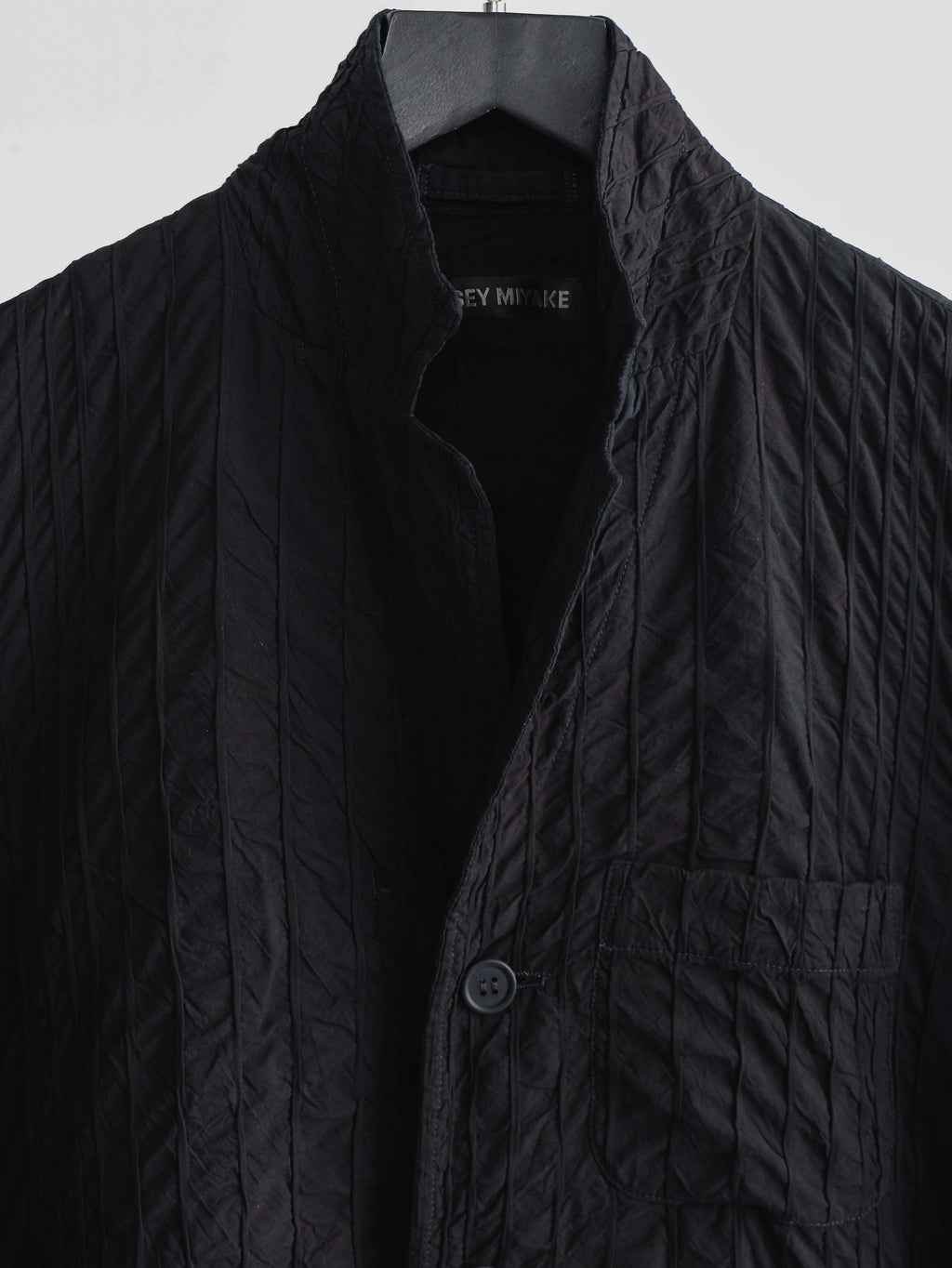 SS2002 ISSEY MIYAKE EMBROIDERED BLACK STRIPES "MAIN LINE" JACKET