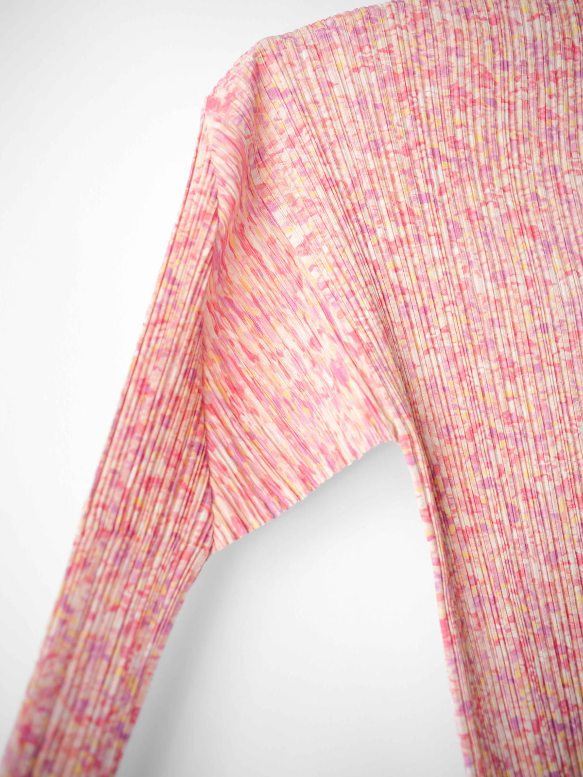 SS2003 ISSEY MIYAKE PLEATSPLEASE PLEATED PINK TURTLE NECK LS T-SHIRT