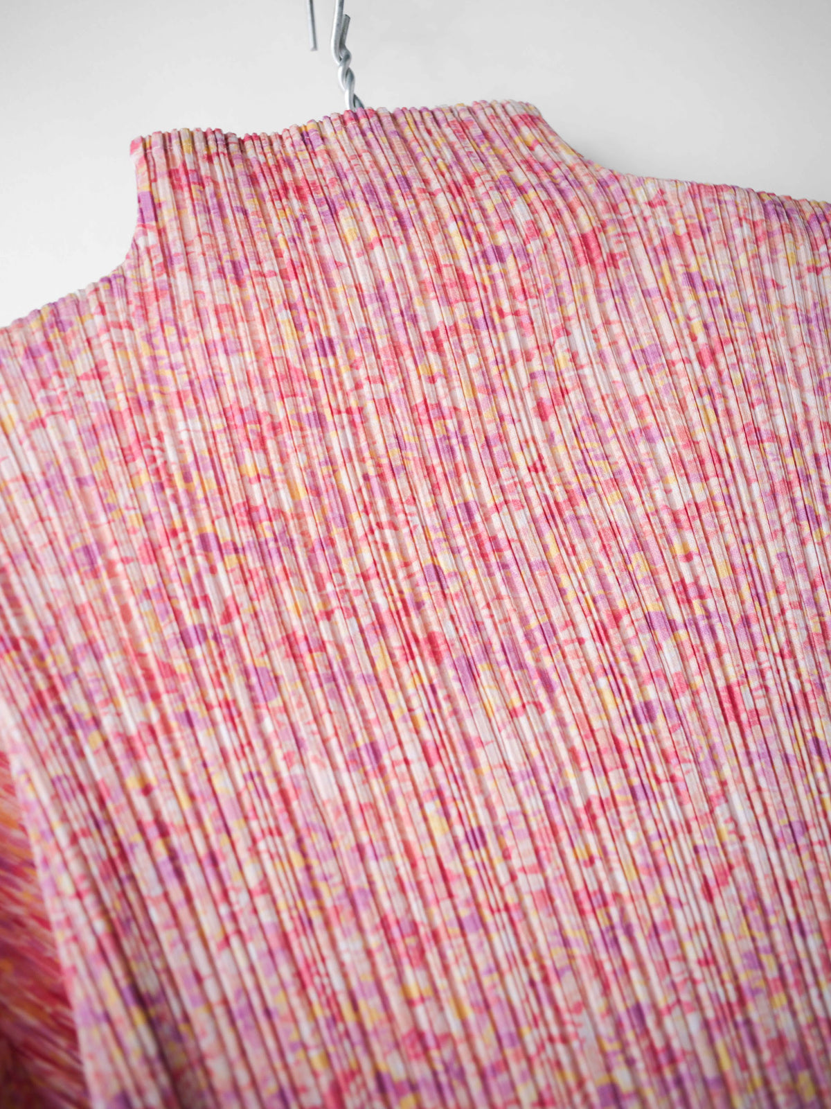 SS2003 ISSEY MIYAKE PLEATSPLEASE PLEATED PINK TURTLE NECK LS T-SHIRT
