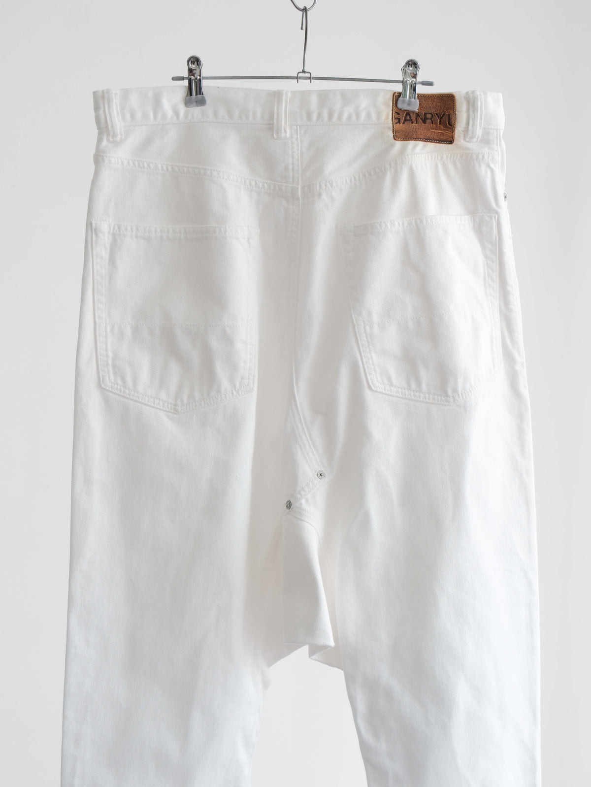 SS2016 COMME DES GARÇONS WHITE GANRYU PANTS
