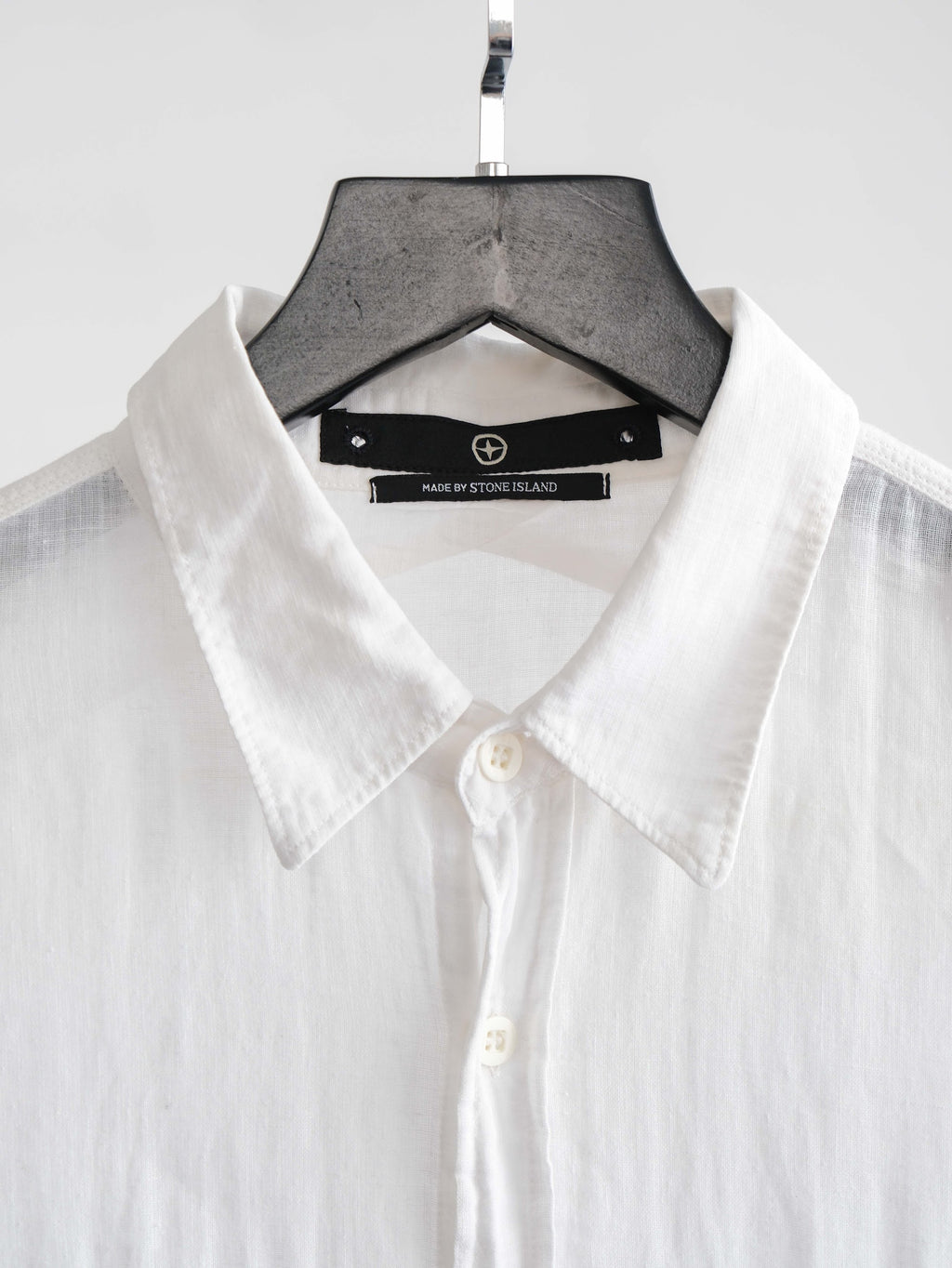 STONE ISLAND WHITE POCKET LS SHIRT