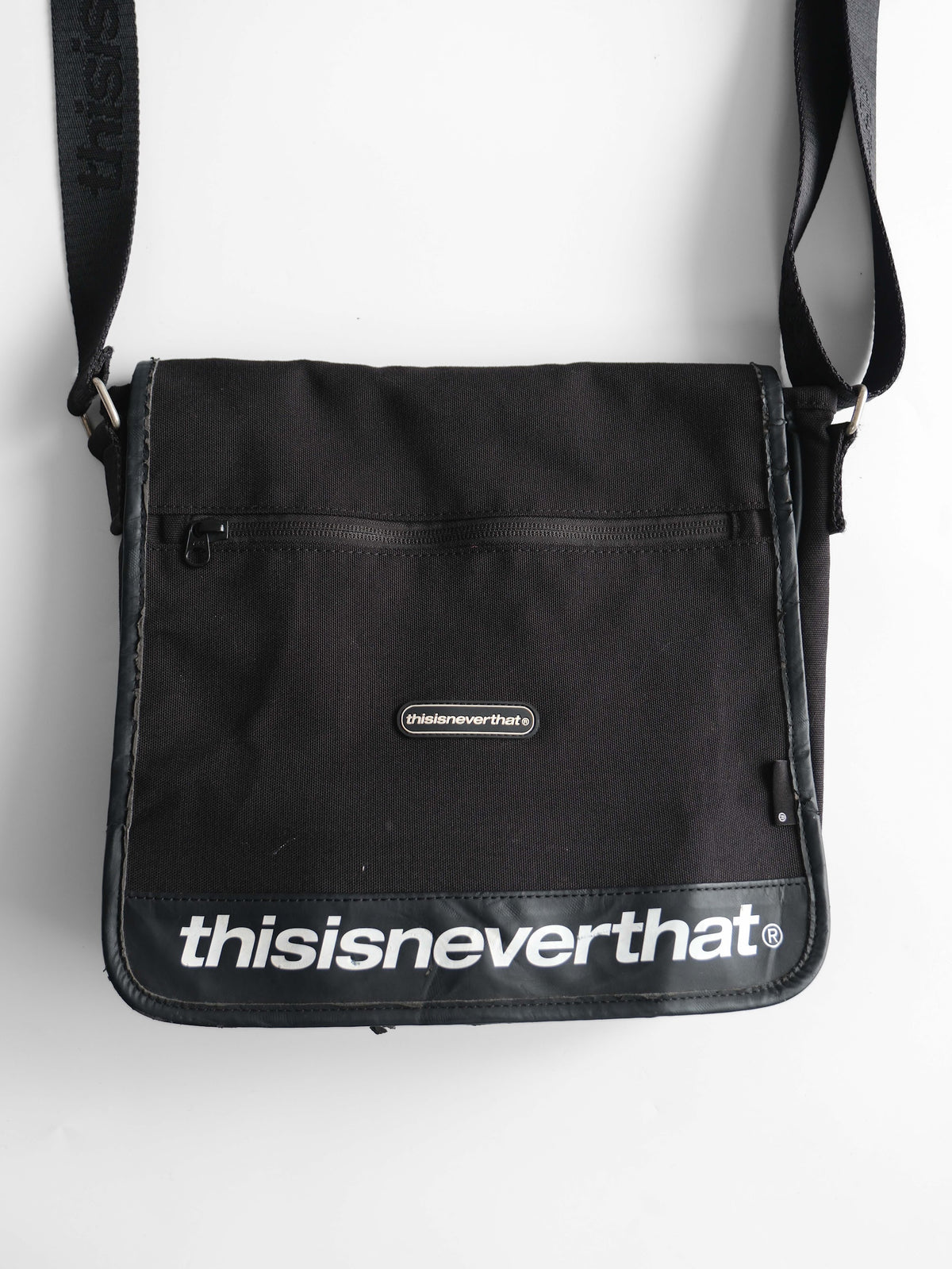 THISISNEVERTHAT BLACK SHOULDER BAG
