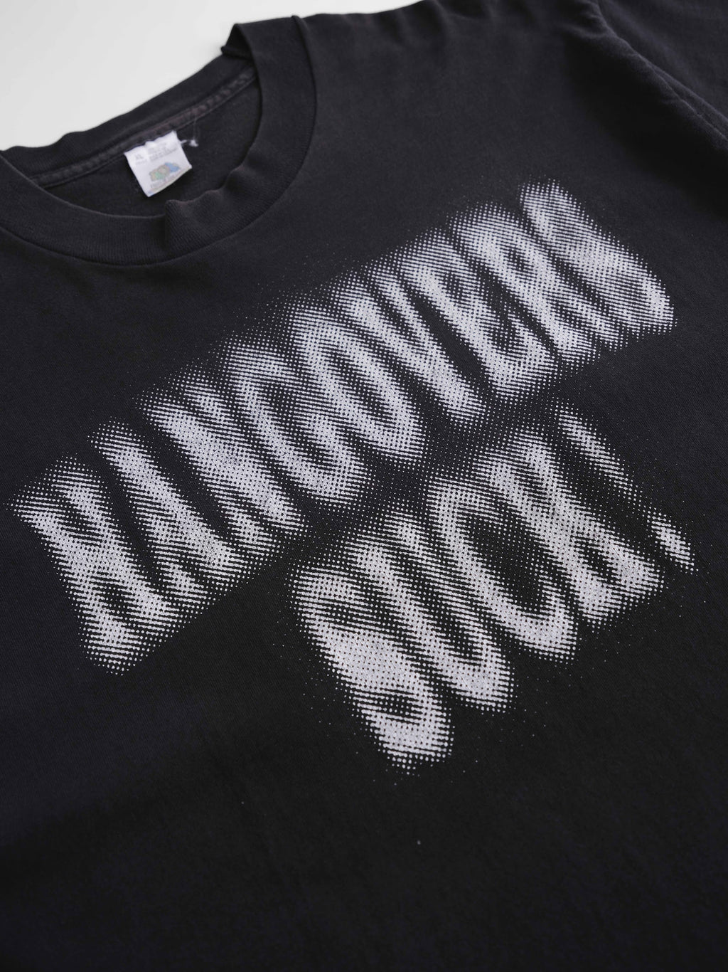 VINTAGE BLACK FASHION VICTIM "HANGOVERS SUCK!" T-SHIRT