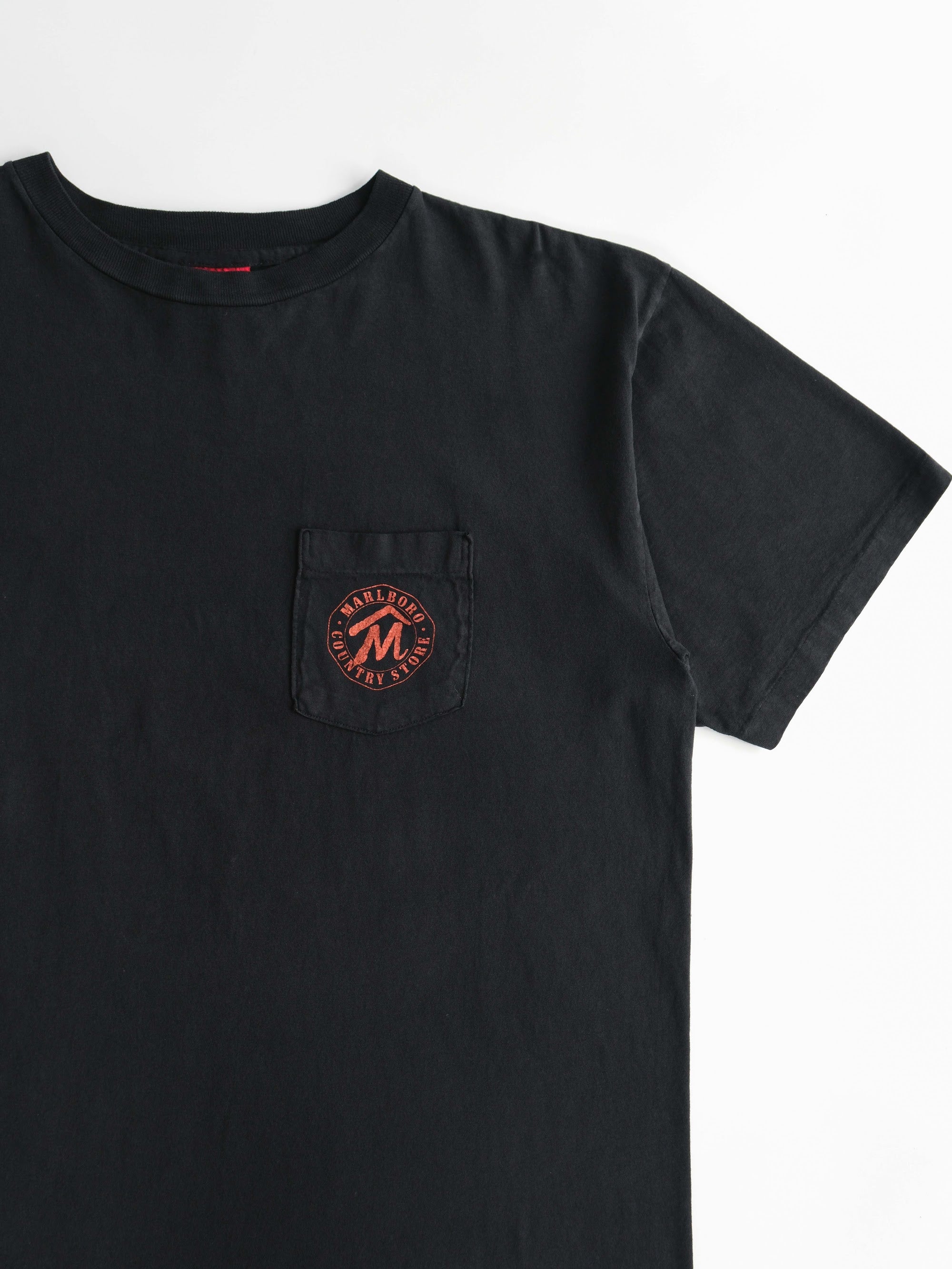 VINTAGE BLACK MARLBORO/ POCKET T-SHIRT